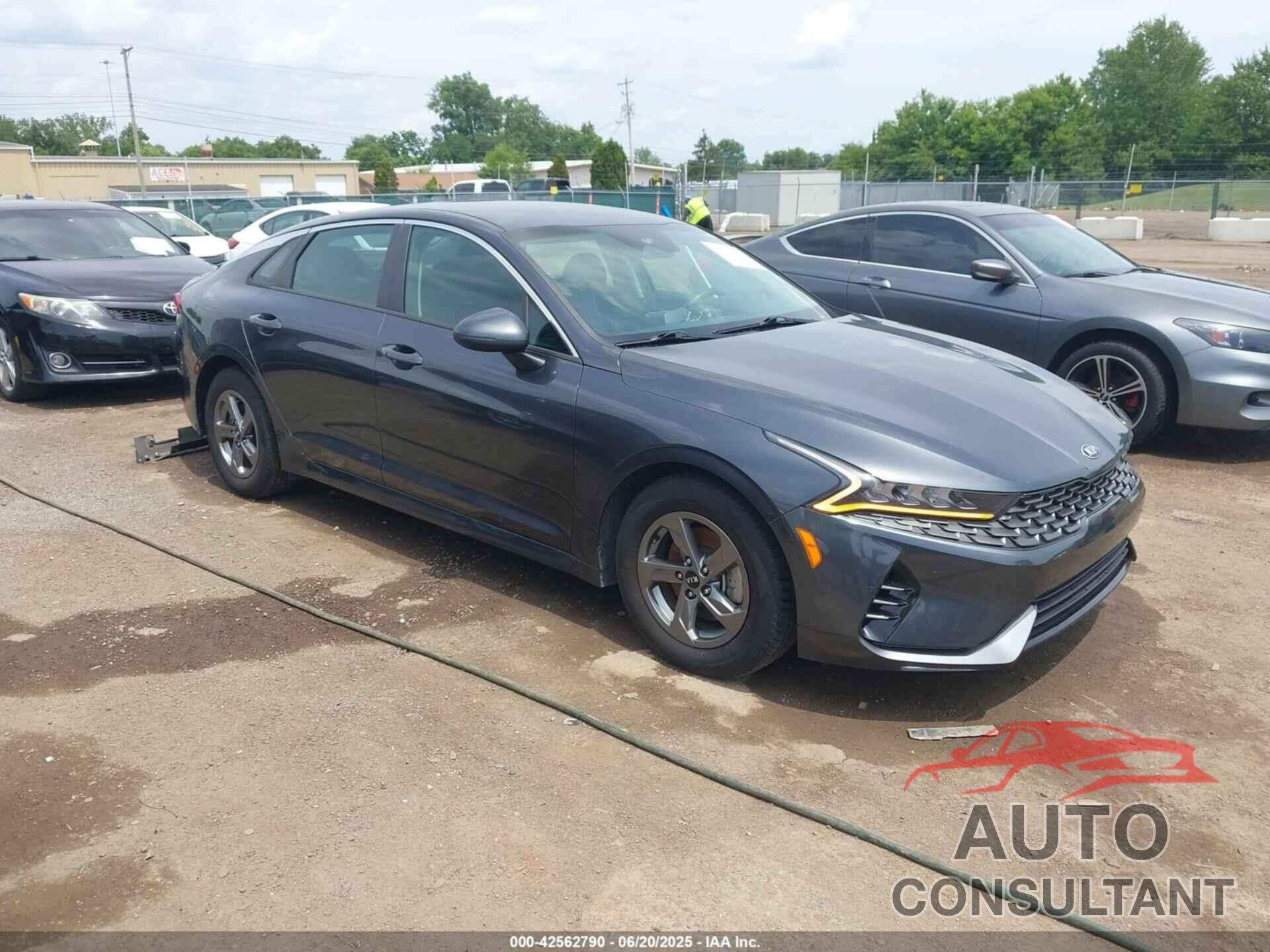 KIA K5 2021 - 5XXG14J21MG024718