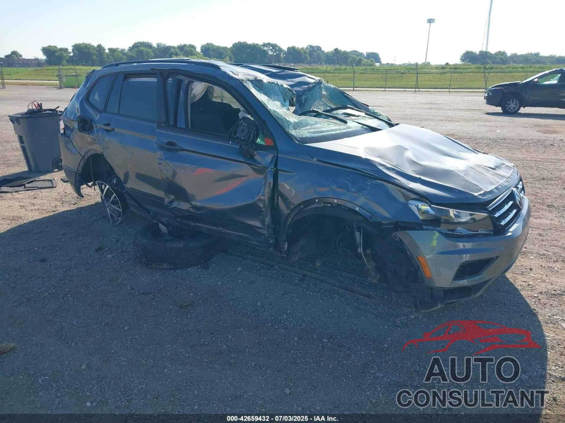 VOLKSWAGEN TIGUAN 2021 - 3VV1B7AX3MM034585