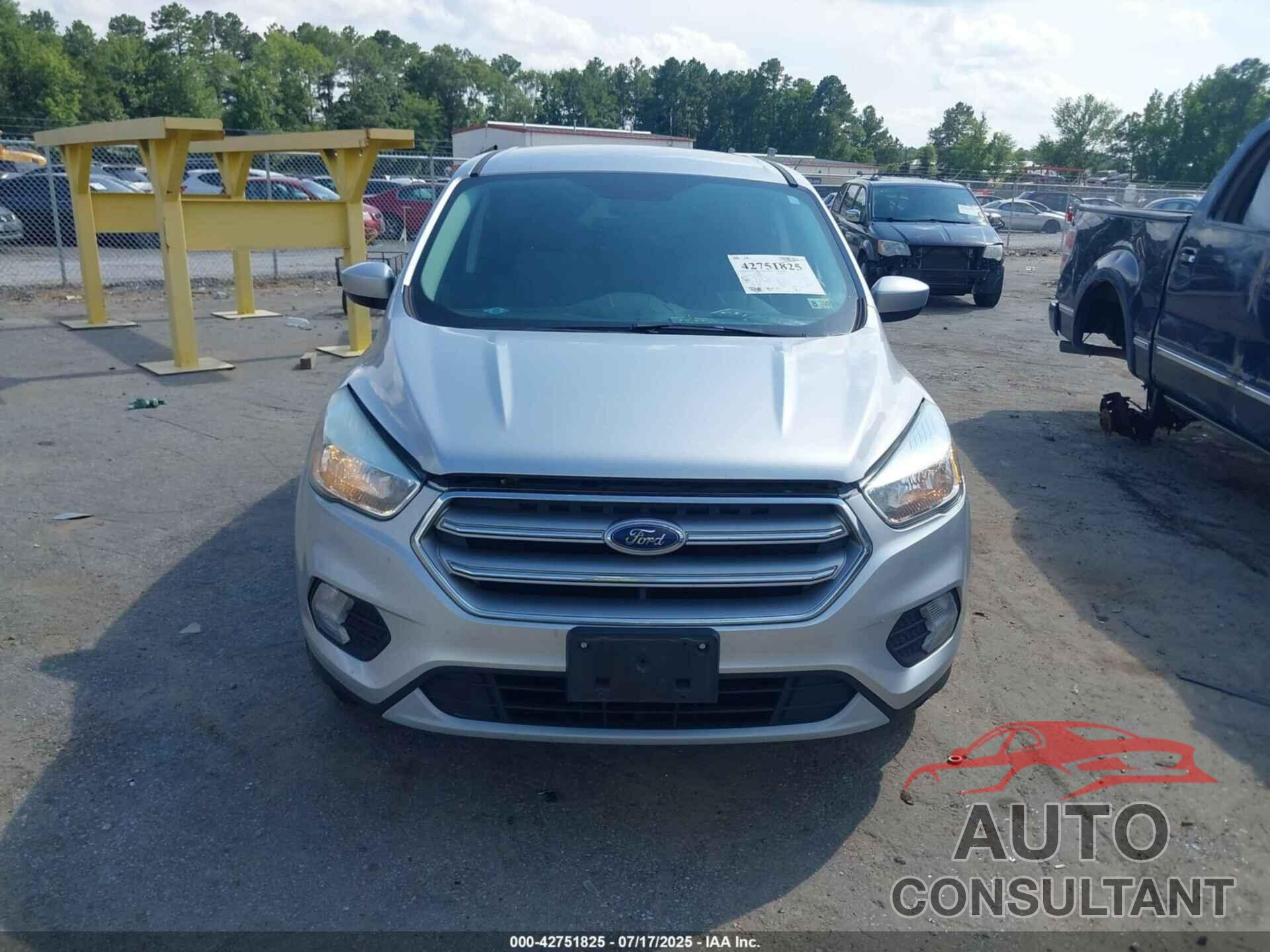 FORD ESCAPE 2017 - 1FMCU9GD0HUD01589