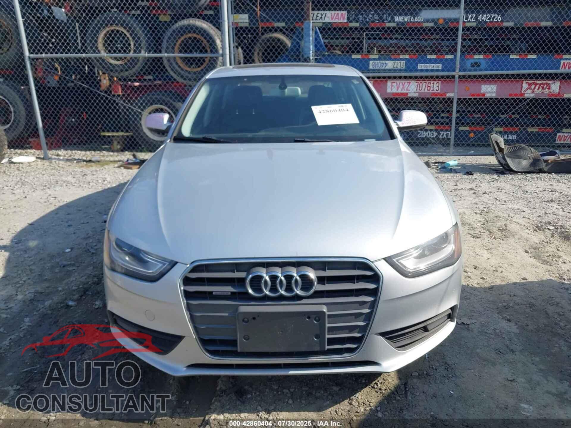 AUDI A4 2013 - WAUBFAFL1DN043718
