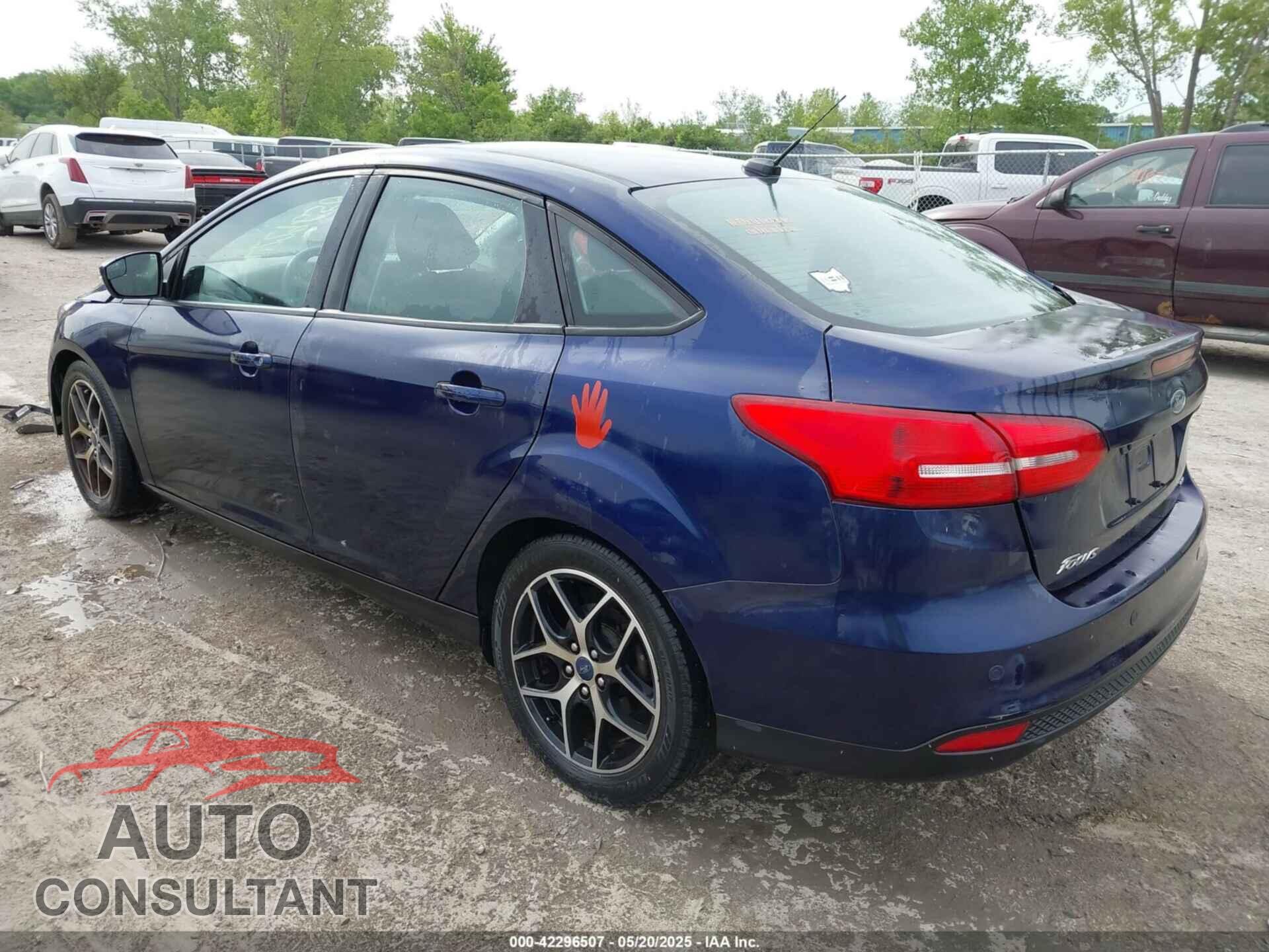 FORD FOCUS 2017 - 1FADP3H21HL238590