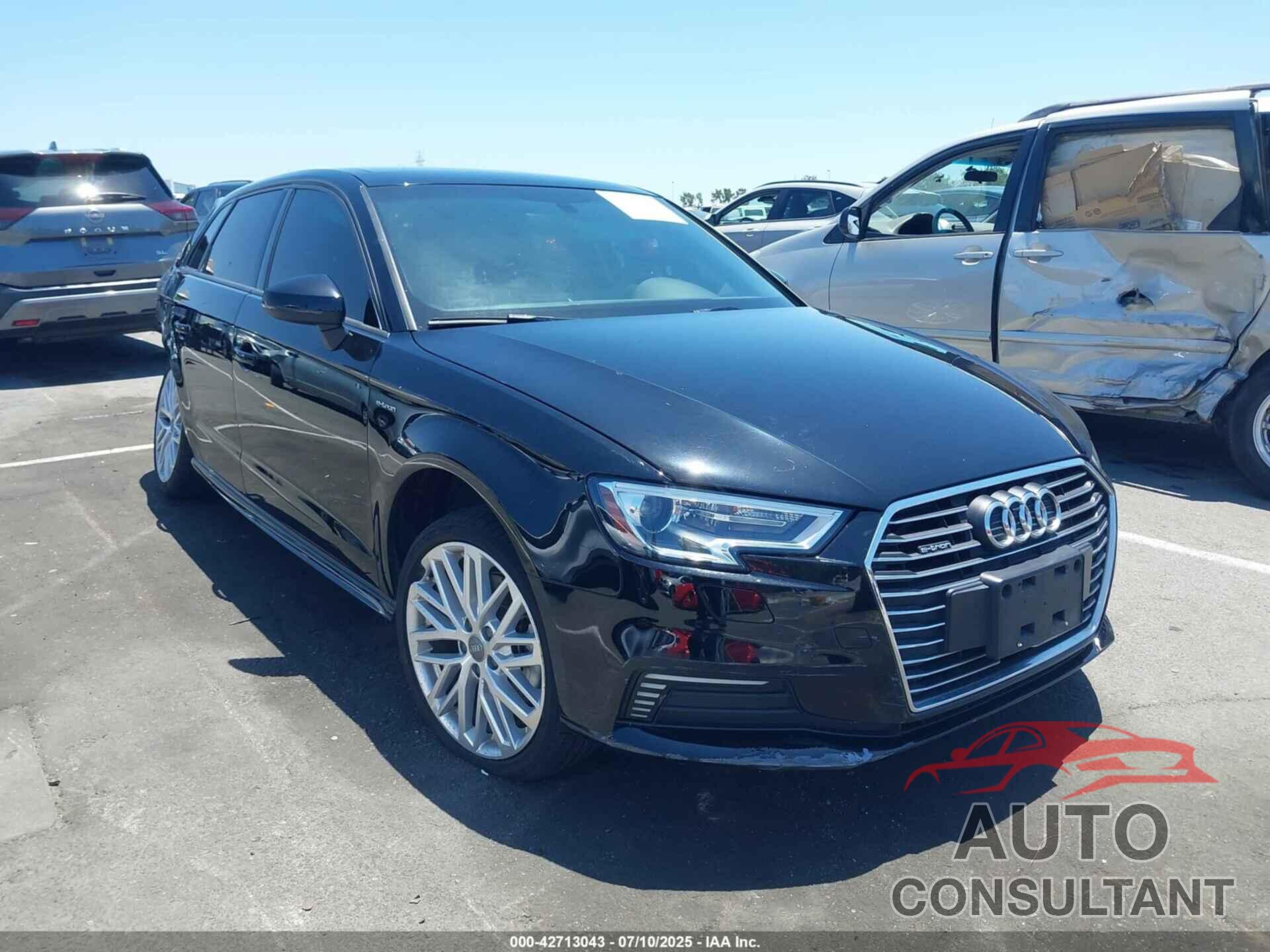 AUDI A3 E-TRON 2018 - WAUUPBFF0JA113136