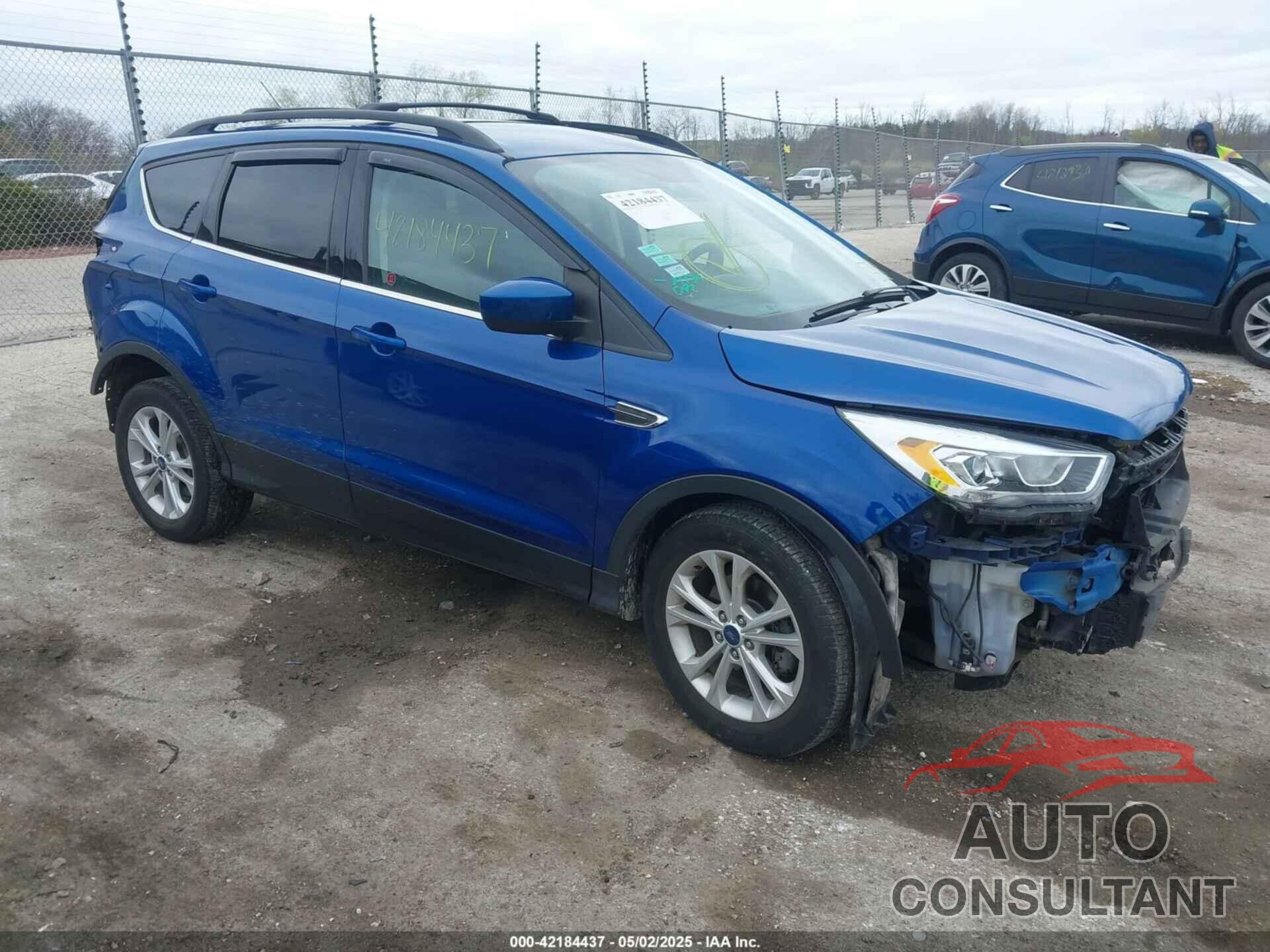FORD ESCAPE 2017 - 1FMCU0GD4HUA05745