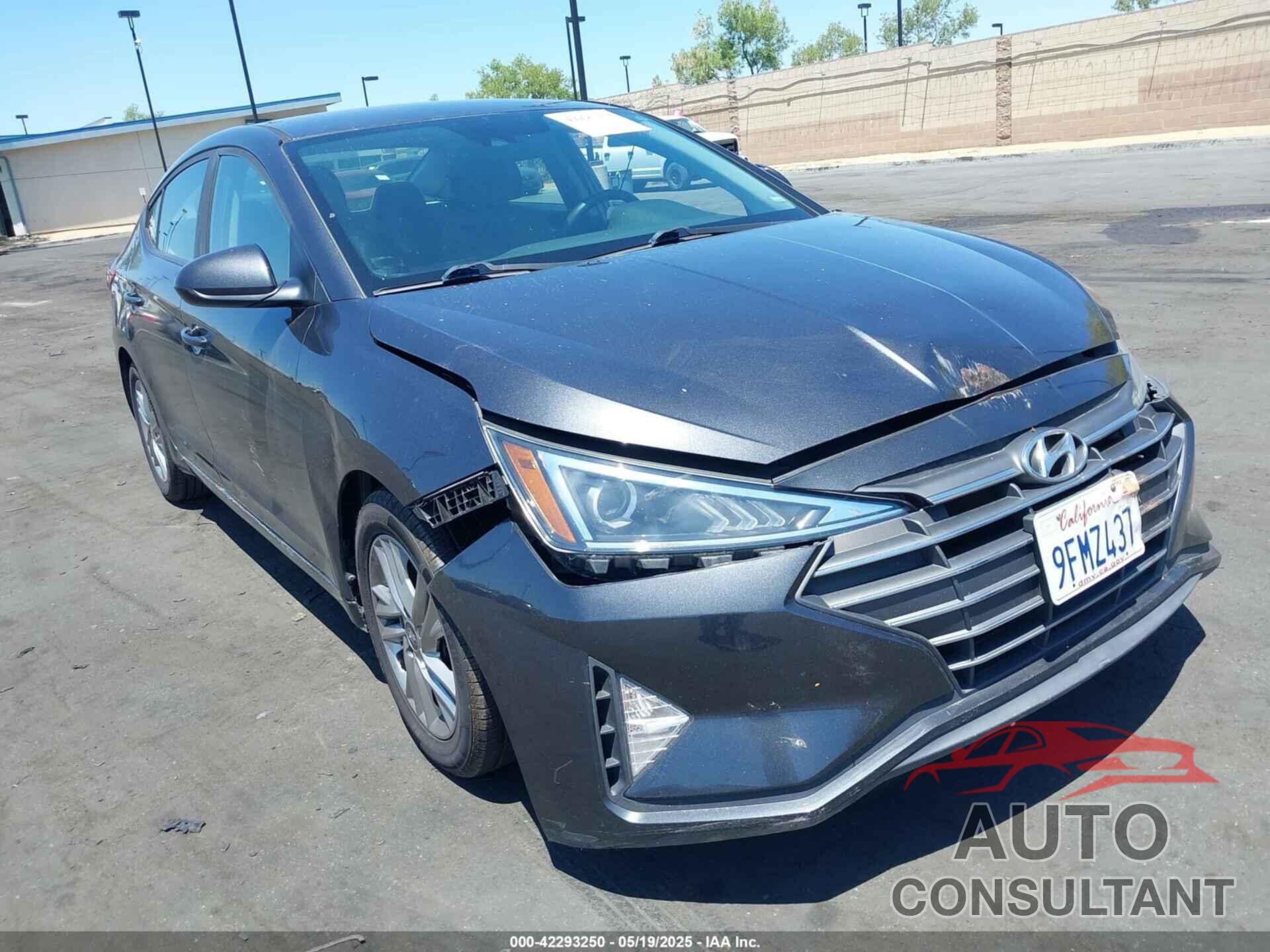 HYUNDAI ELANTRA 2020 - 5NPD84LF3LH571376