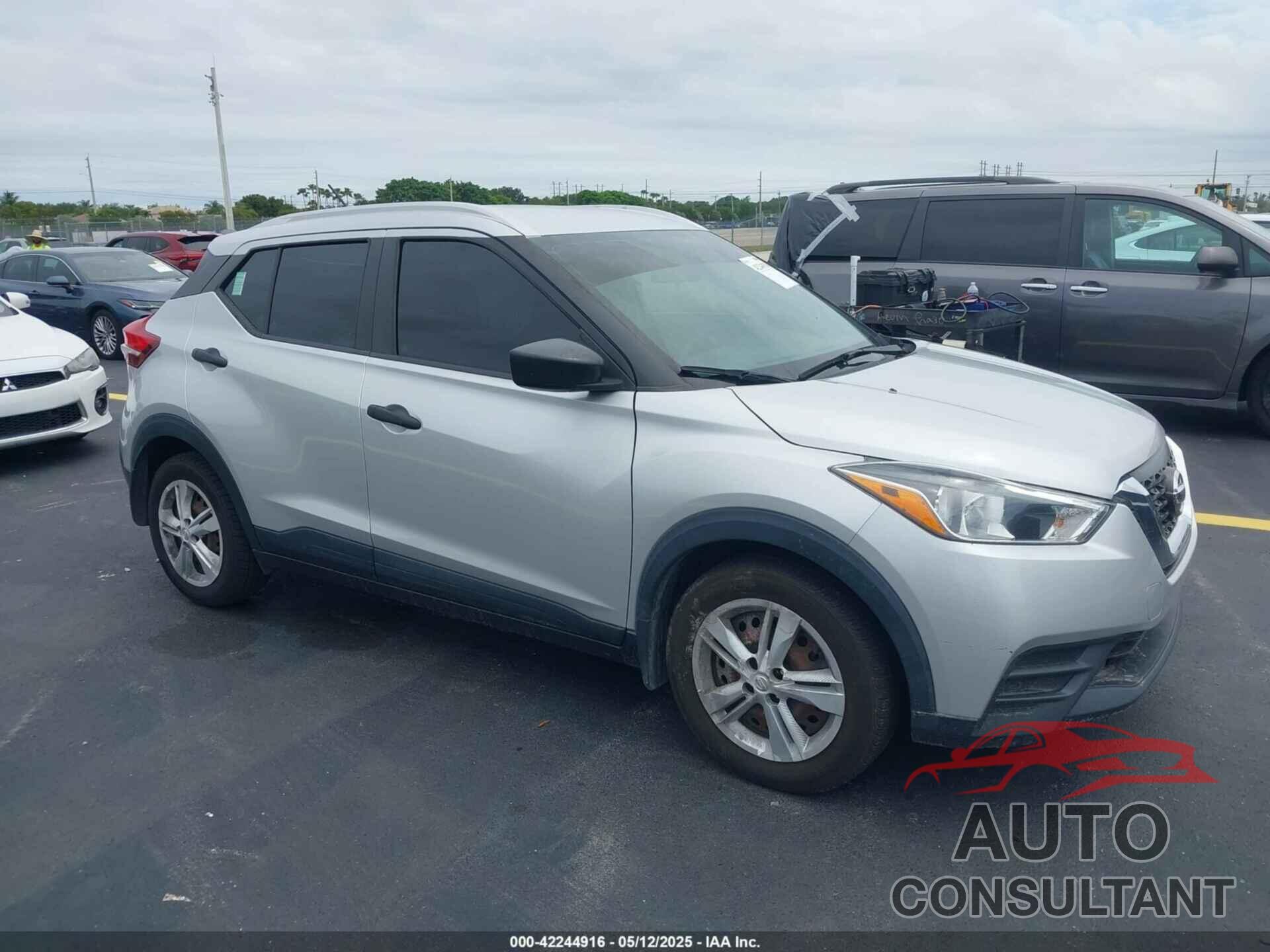 NISSAN KICKS 2019 - 3N1CP5CU9KL496400