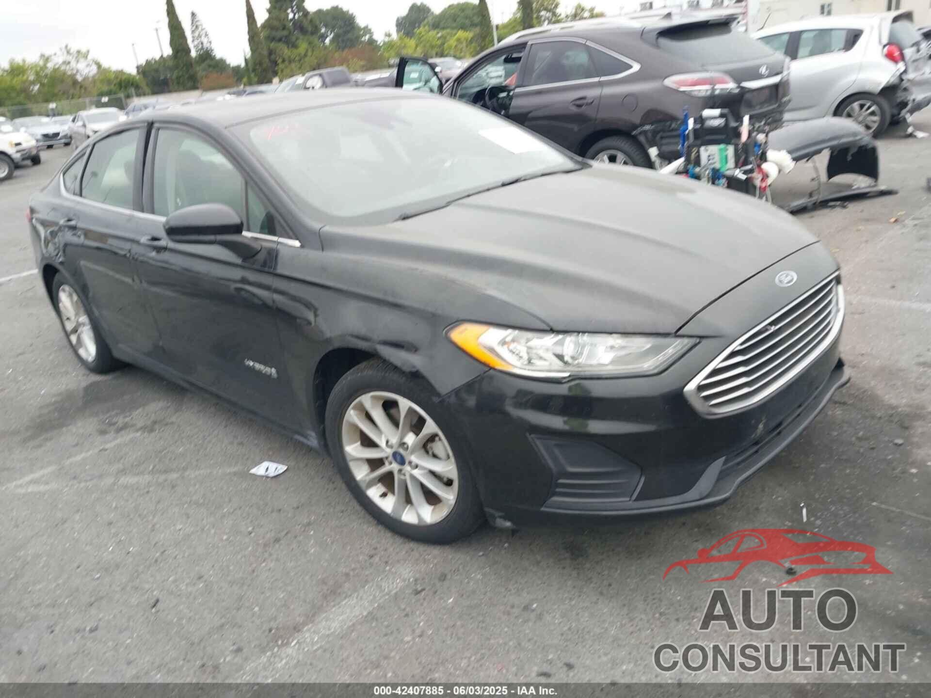 FORD FUSION HYBRID 2019 - 3FA6P0LU4KR187403