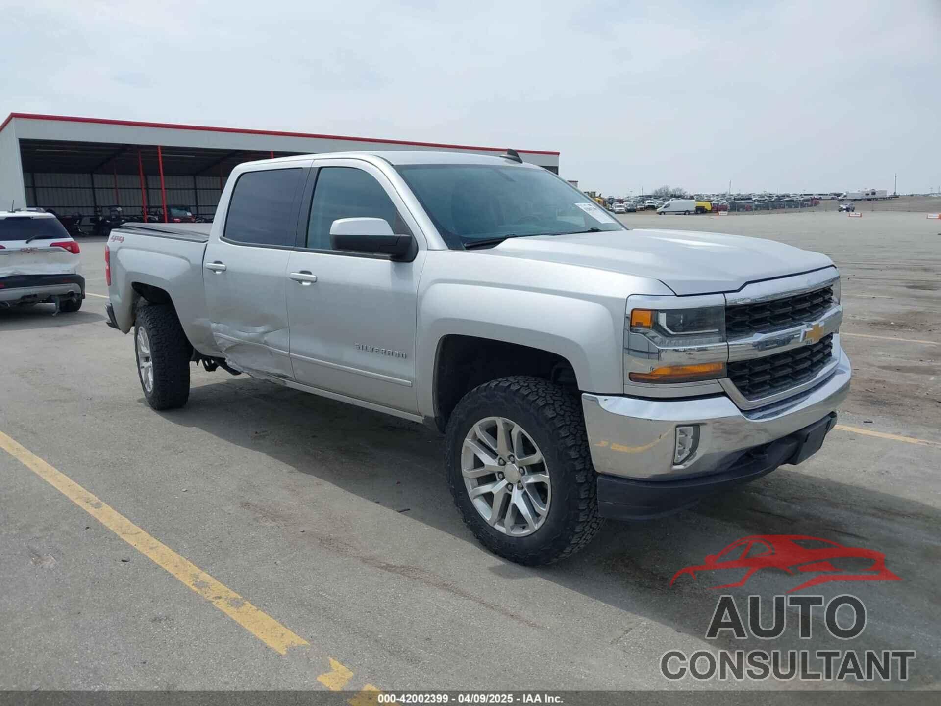 CHEVROLET SILVERADO 1500 2018 - 3GCUKREC1JG339687