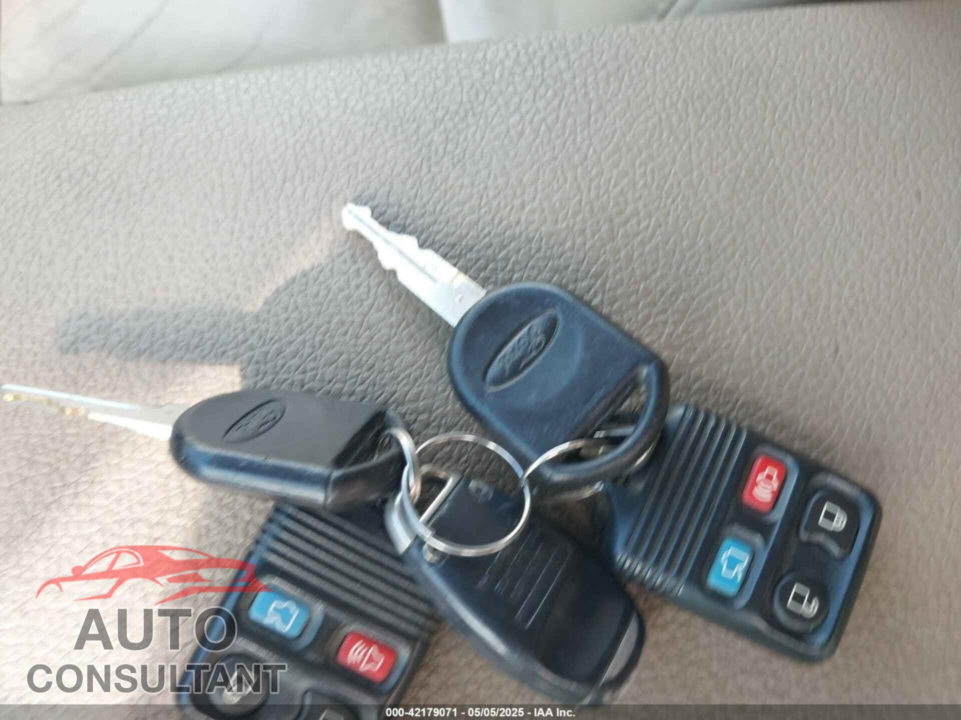 FORD EXPLORER 2010 - 1FMEU7EE2AUB02753