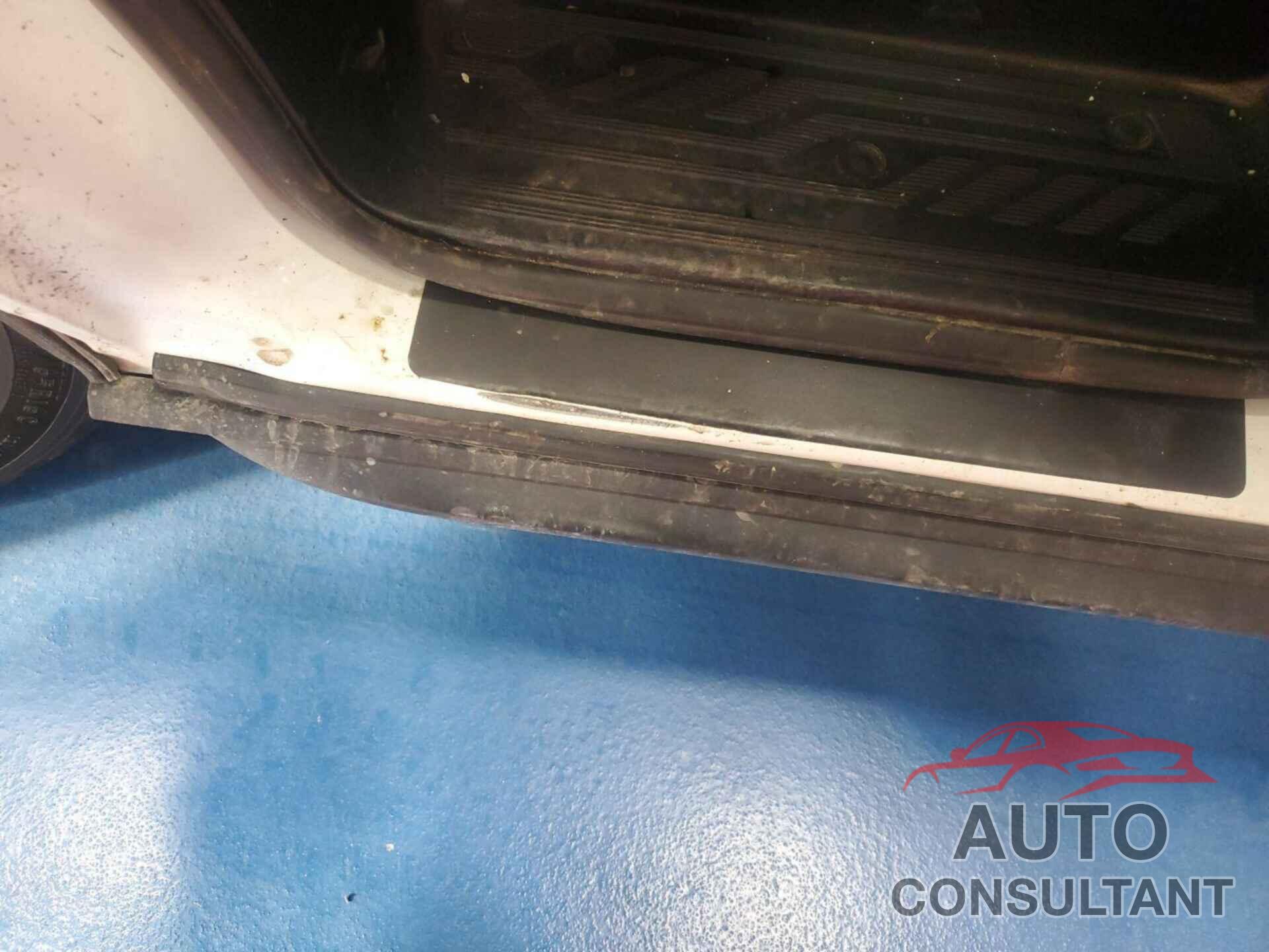 FORD TRANSIT-150 2019 - 1FTYE1YM0KKB28313