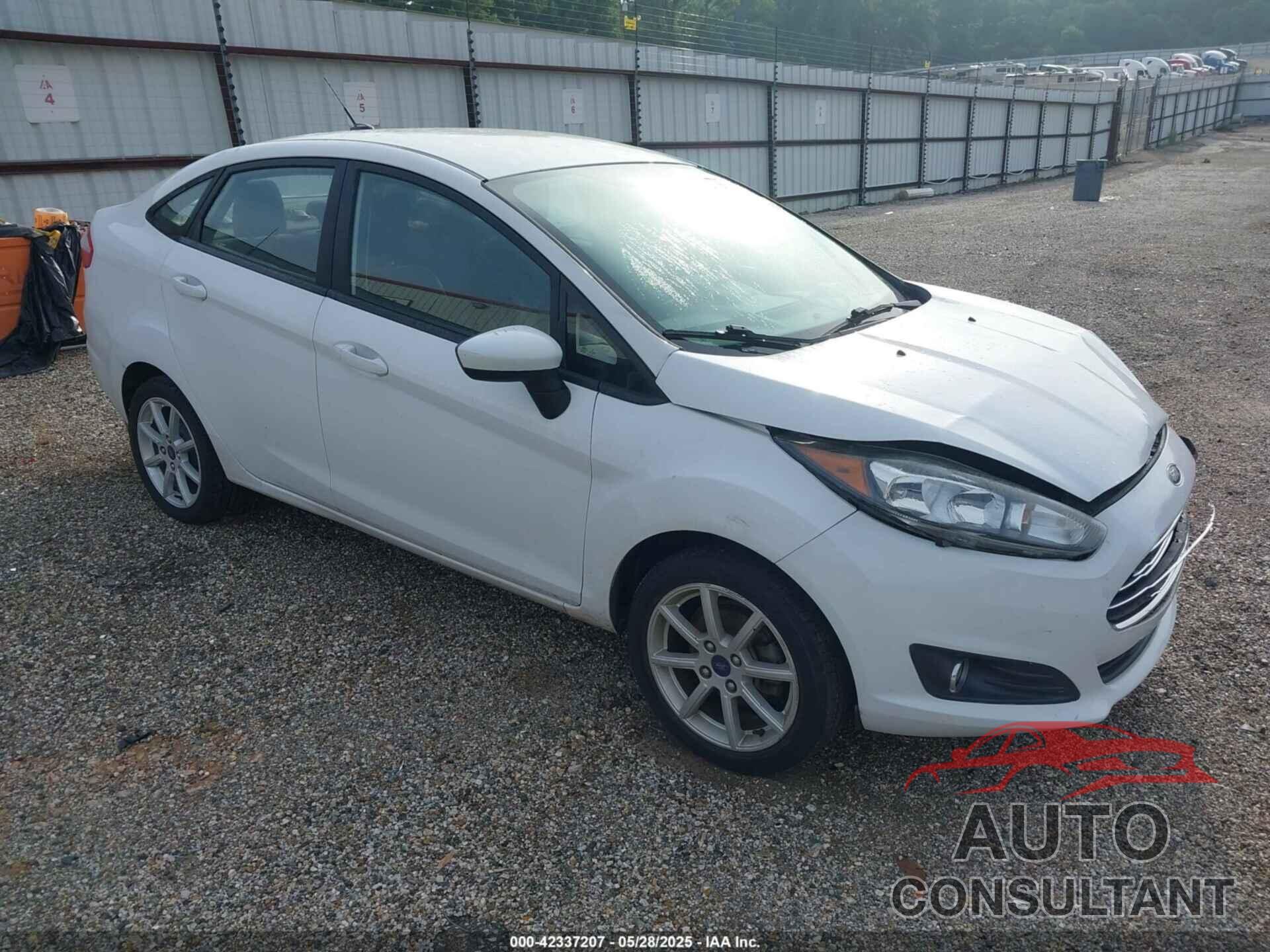 FORD FIESTA 2019 - 3FADP4BJ5KM123583