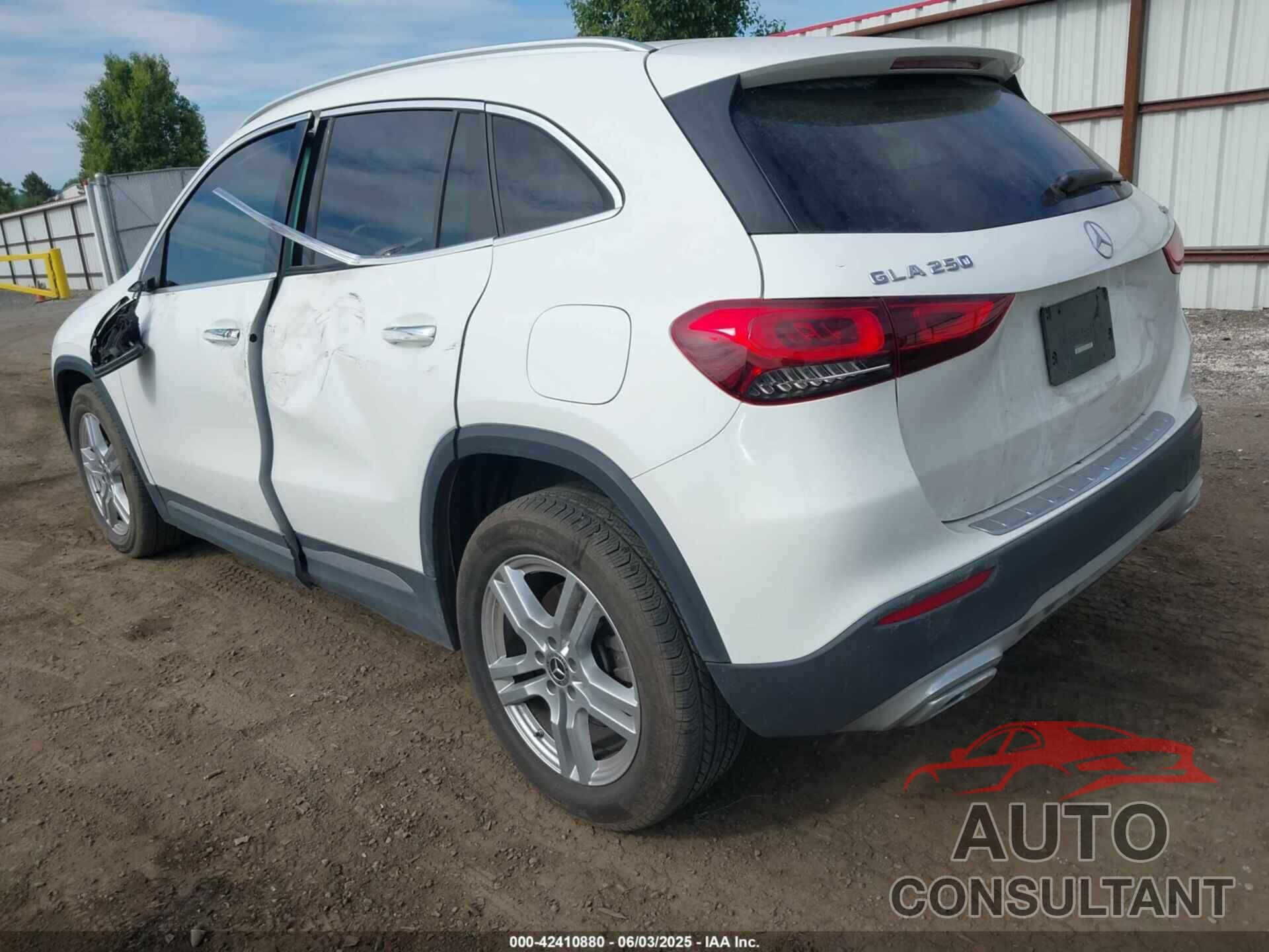 MERCEDES-BENZ GLA 250 2023 - W1N4N4HB5PJ499018