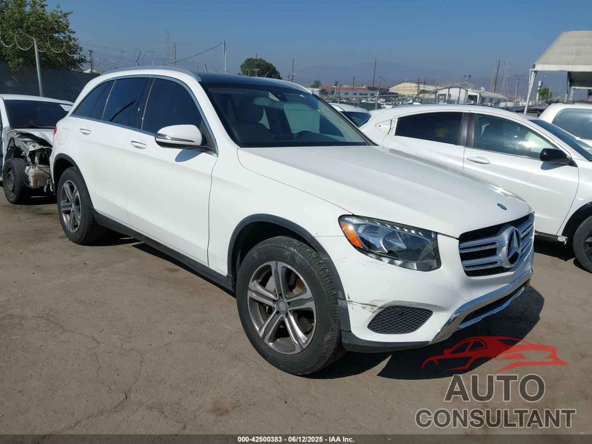MERCEDES-BENZ GLC 300 2016 - WDC0G4JB0GF074894