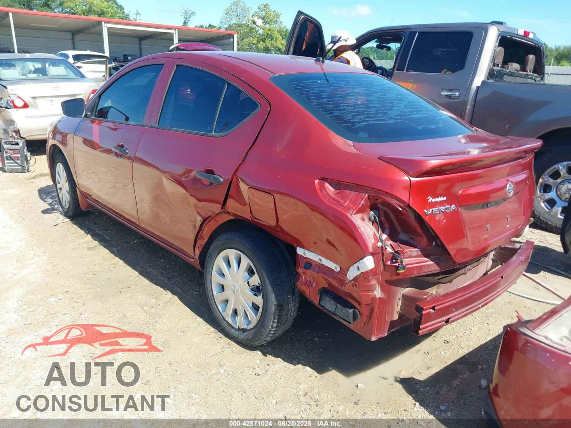 NISSAN VERSA 2017 - 3N1CN7AP1HL861868