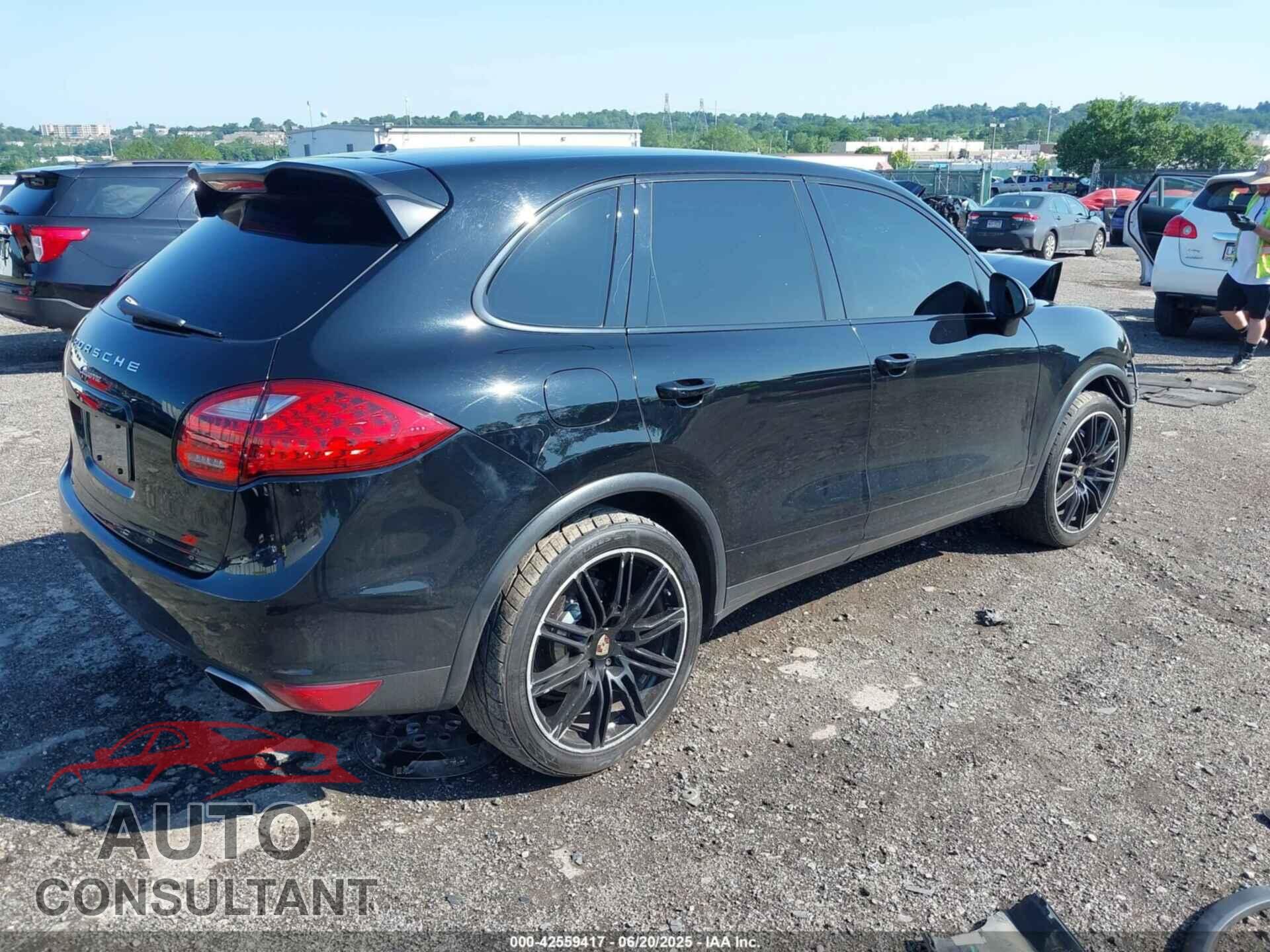 PORSCHE CAYENNE 2013 - WP1AA2A21DLA02081
