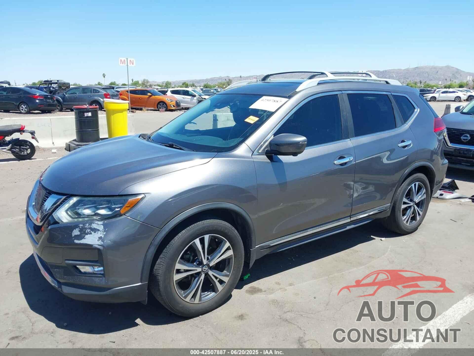 NISSAN ROGUE 2017 - 5N1AT2MT1HC866601