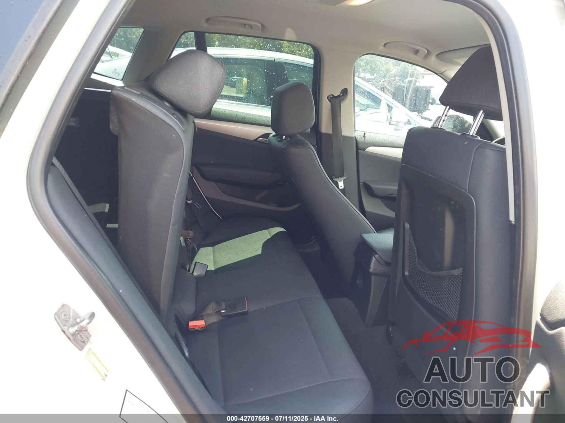 BMW X1 2015 - WBAVM1C52FVW58757