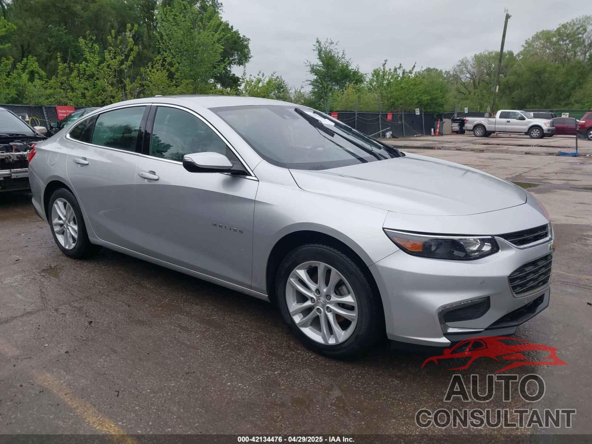 CHEVROLET MALIBU 2017 - 1G1ZE5ST0HF242088