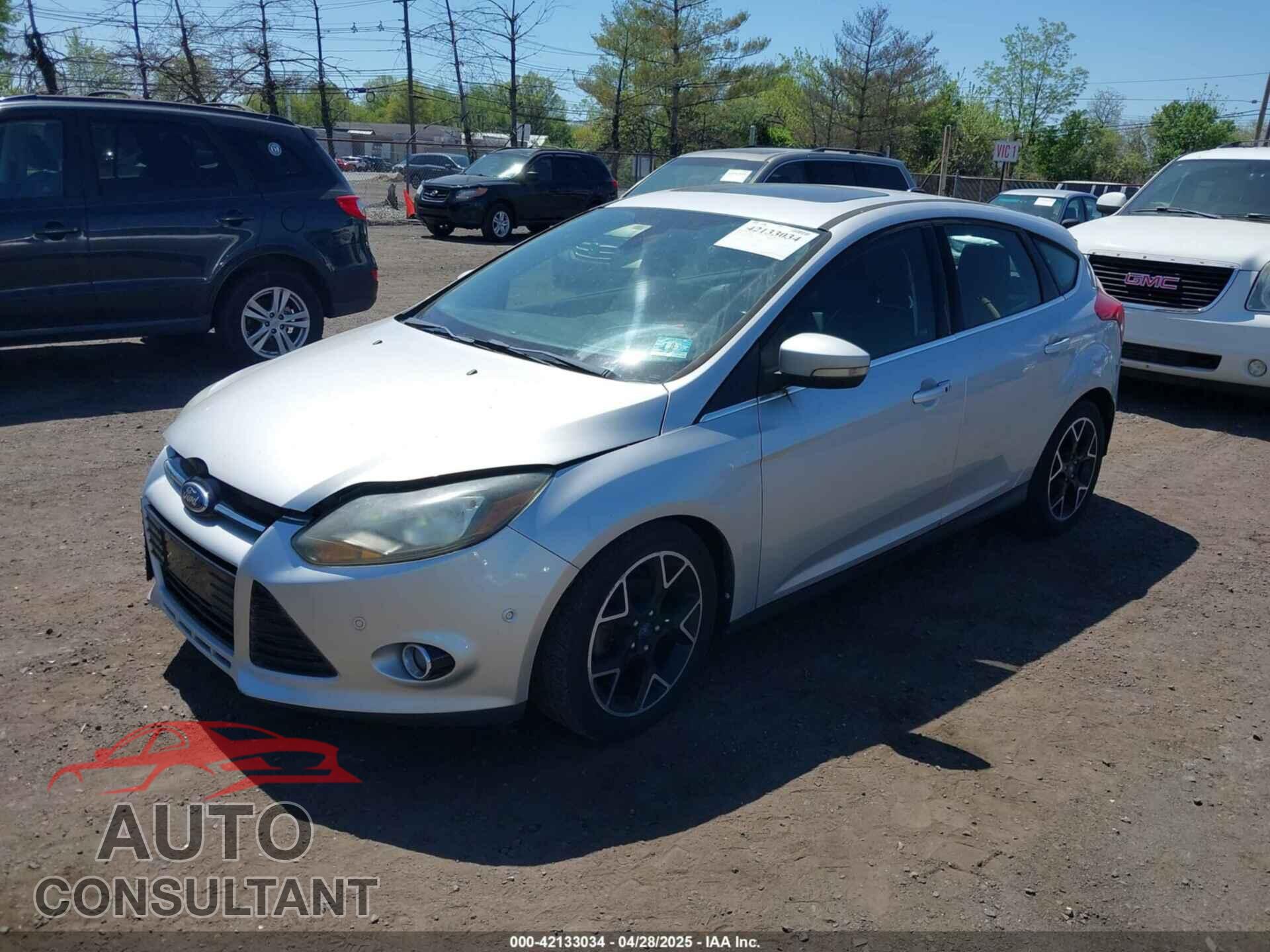 FORD FOCUS 2012 - 1FAHP3N28CL149792