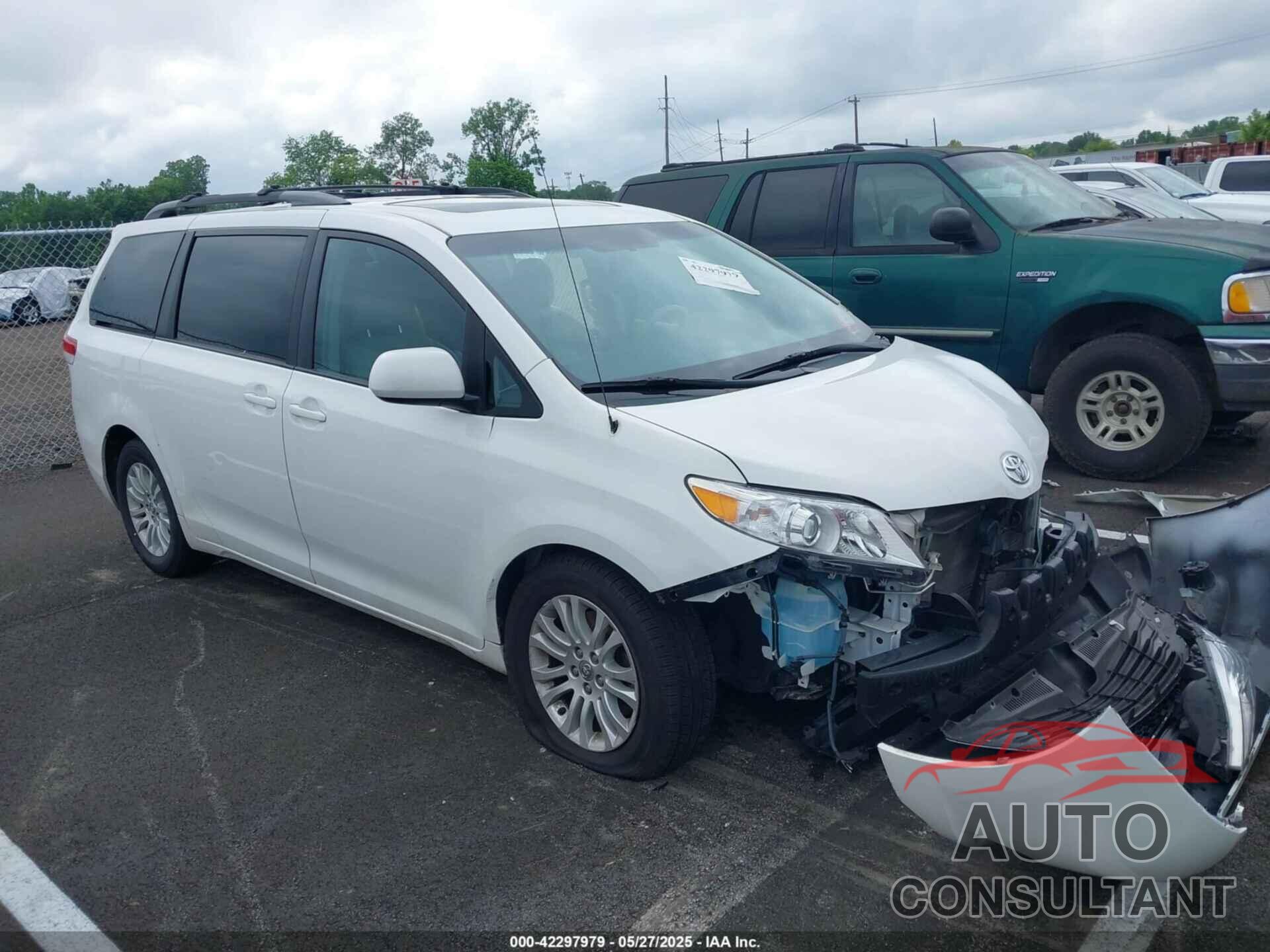 TOYOTA SIENNA 2014 - 5TDYK3DC8ES414960