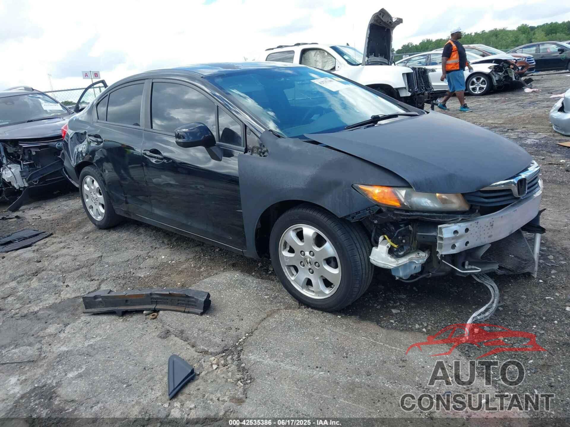 HONDA CIVIC 2012 - 2HGFB2F52CH595700