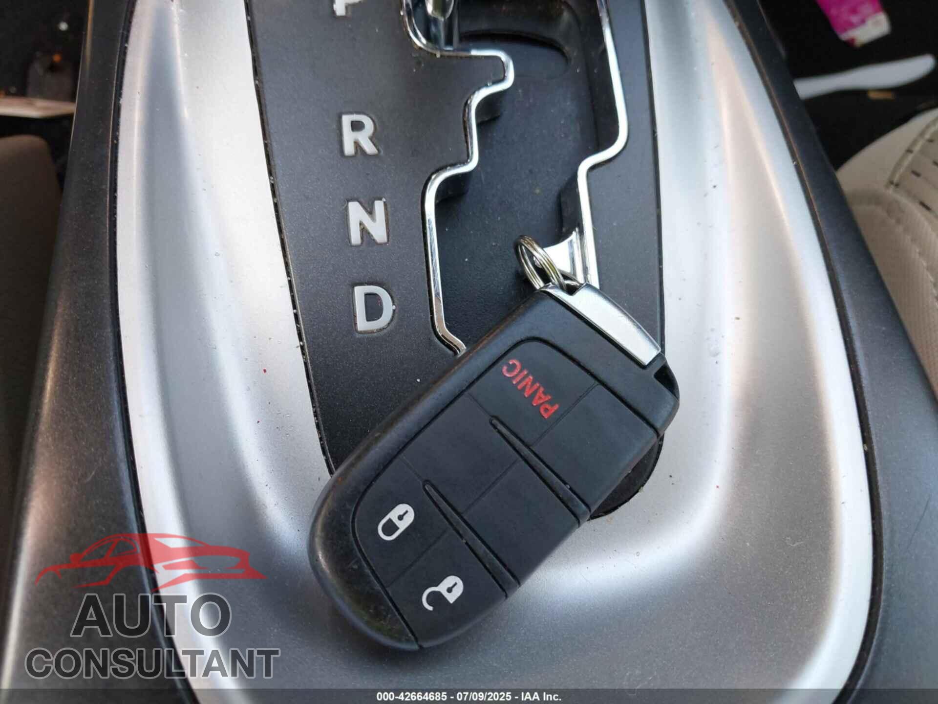 DODGE JOURNEY 2015 - 3C4PDDBG4FT701012