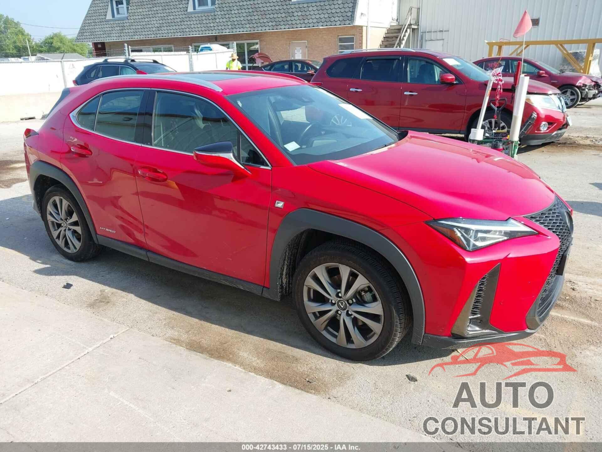 LEXUS UX 2021 - JTHR9JBH7M2043524