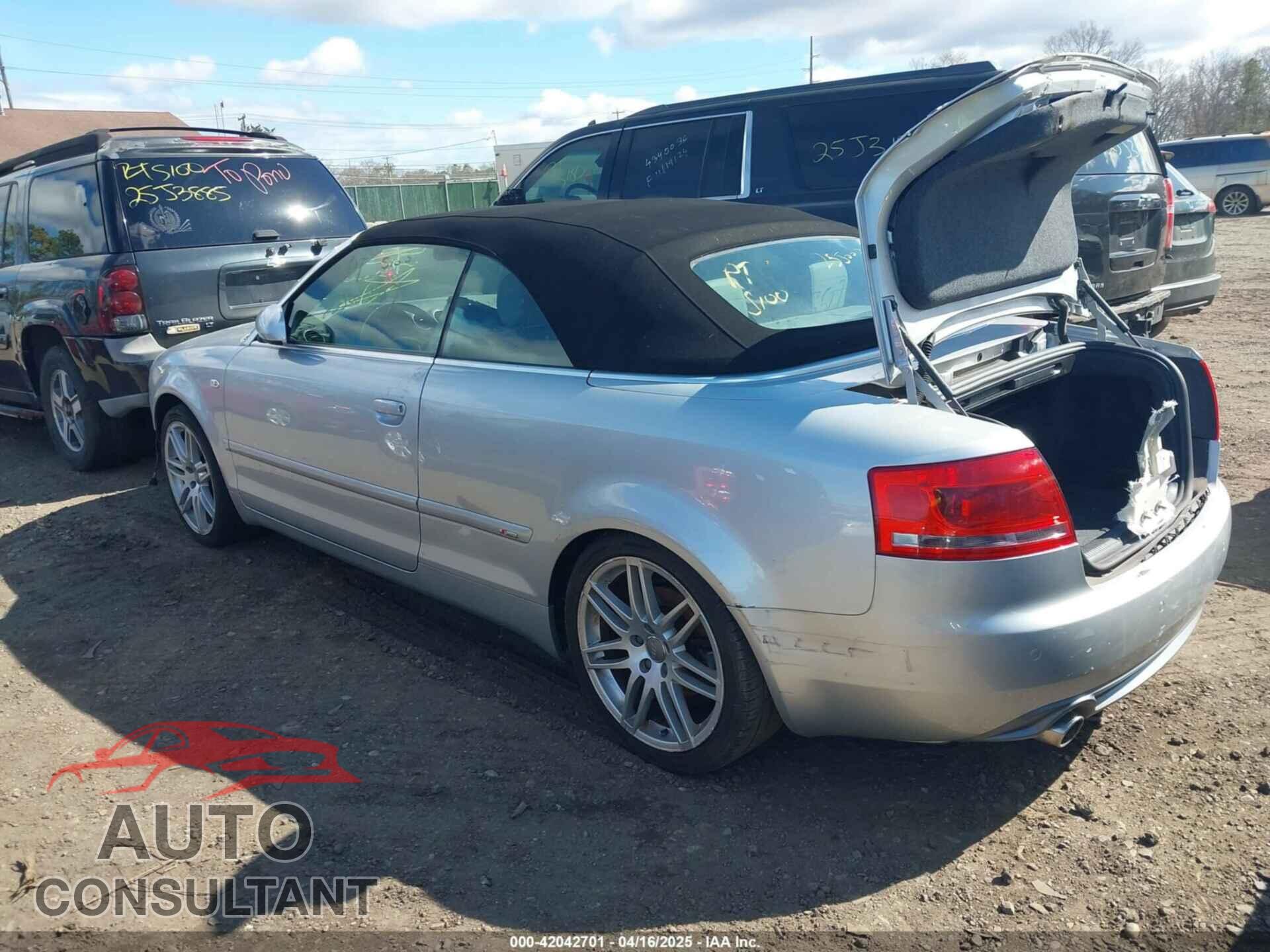 AUDI A4 2009 - WAUDF48H49K011437