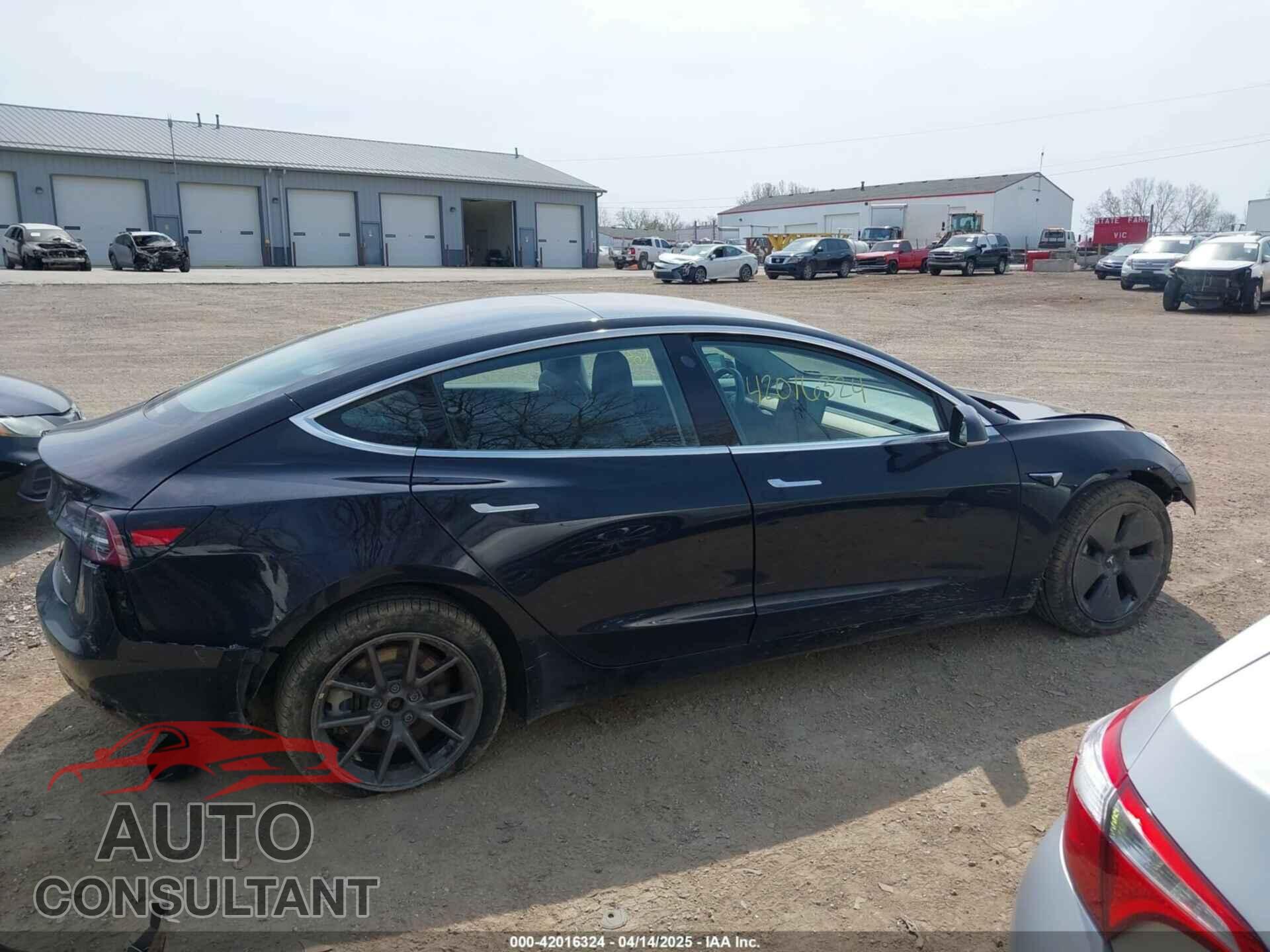 TESLA MODEL 3 2018 - 5YJ3E1EB2JF103096