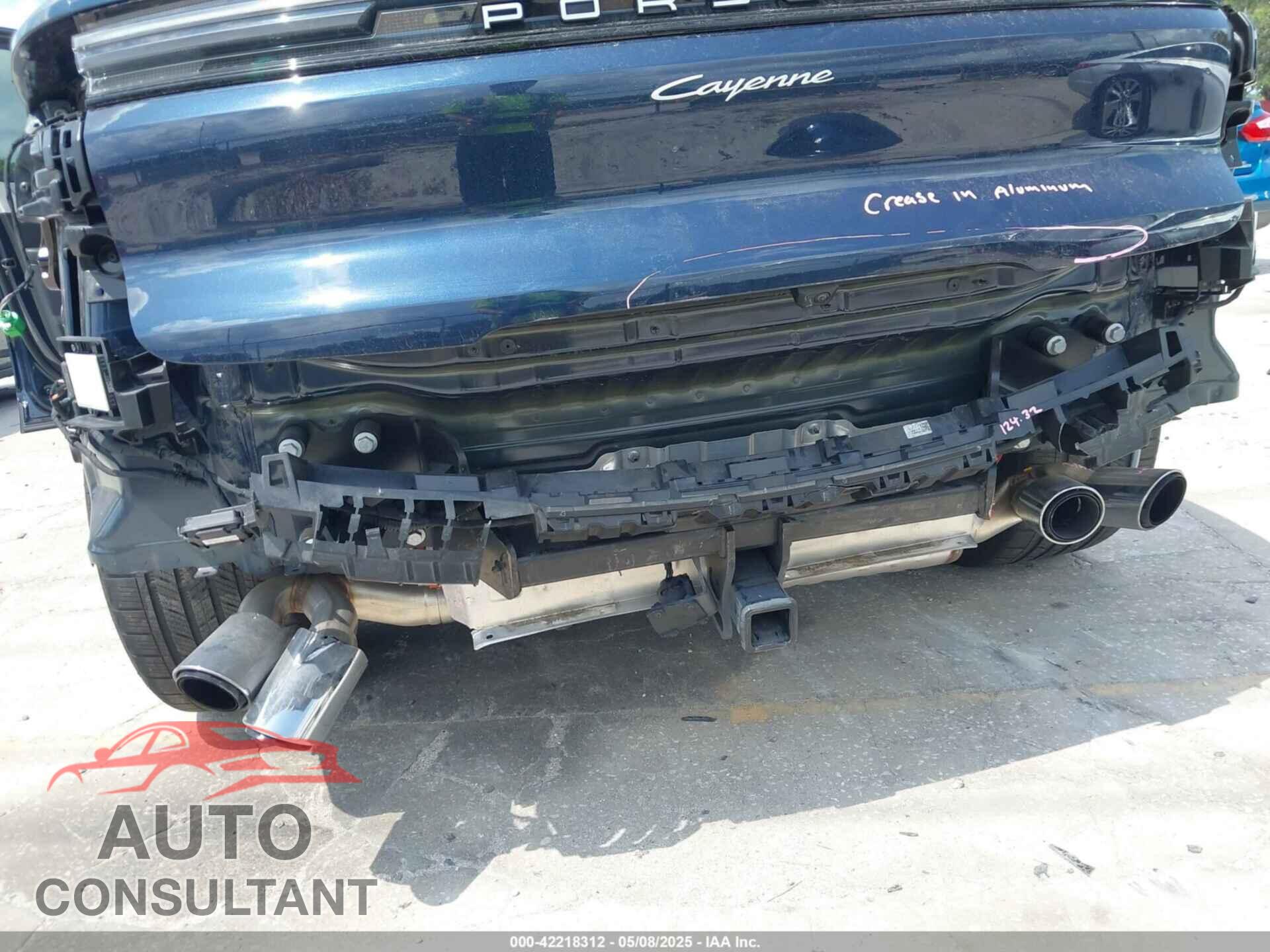 PORSCHE CAYENNE 2024 - WP1AA2AY2RDA02192