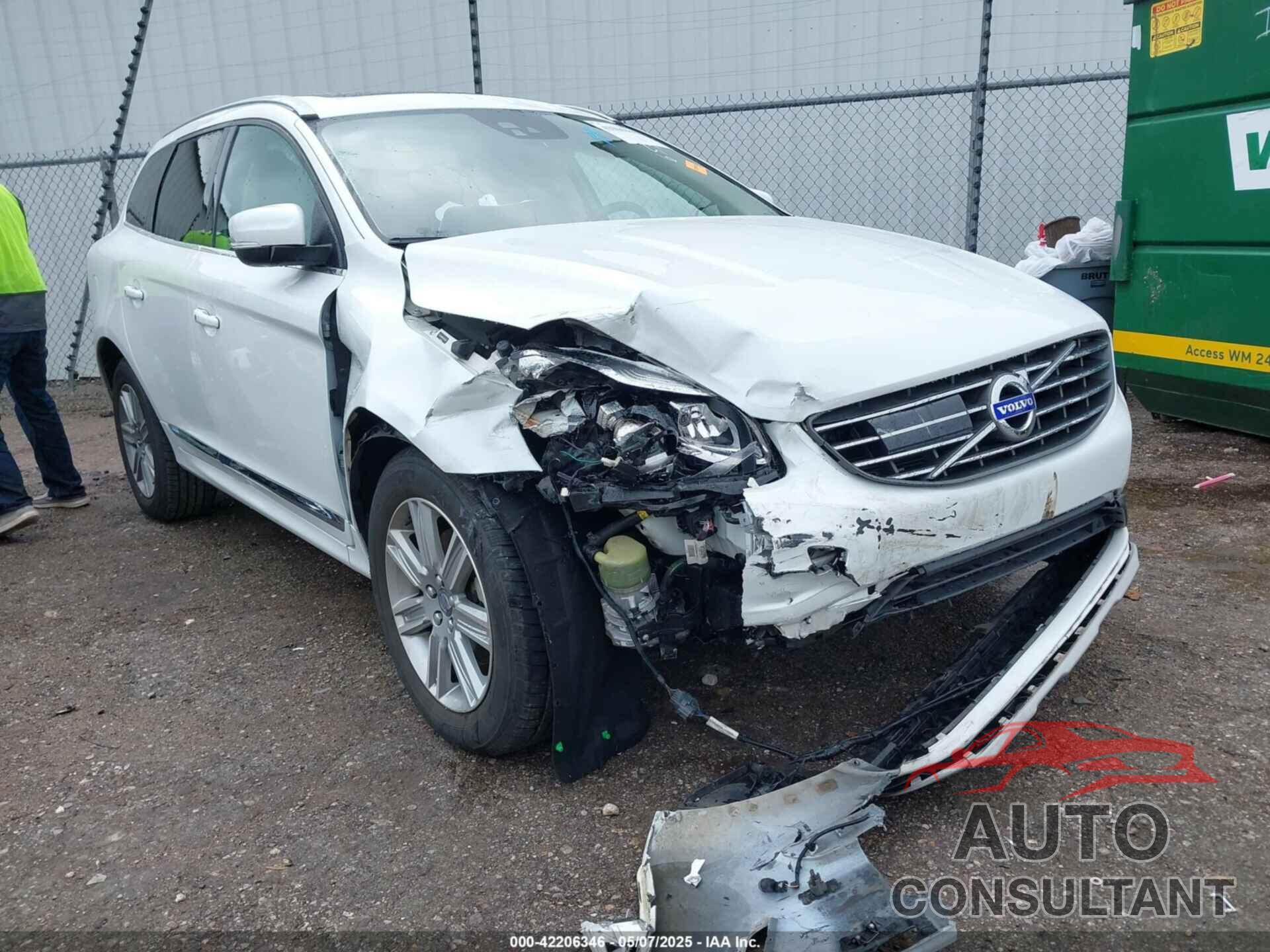 VOLVO XC60 2016 - YV449MRM8G2876590