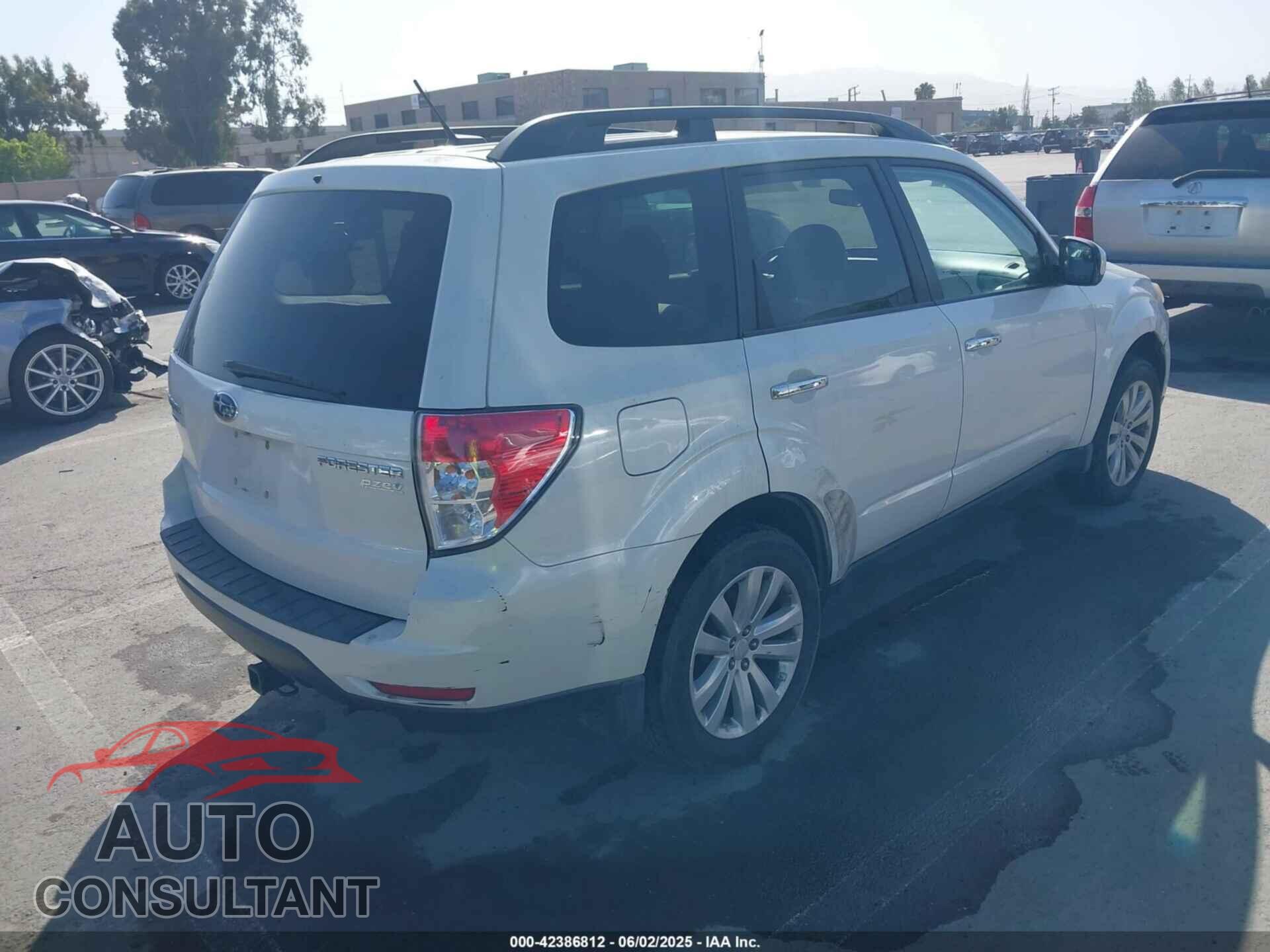 SUBARU FORESTER 2011 - JF2SHADC8BH721152