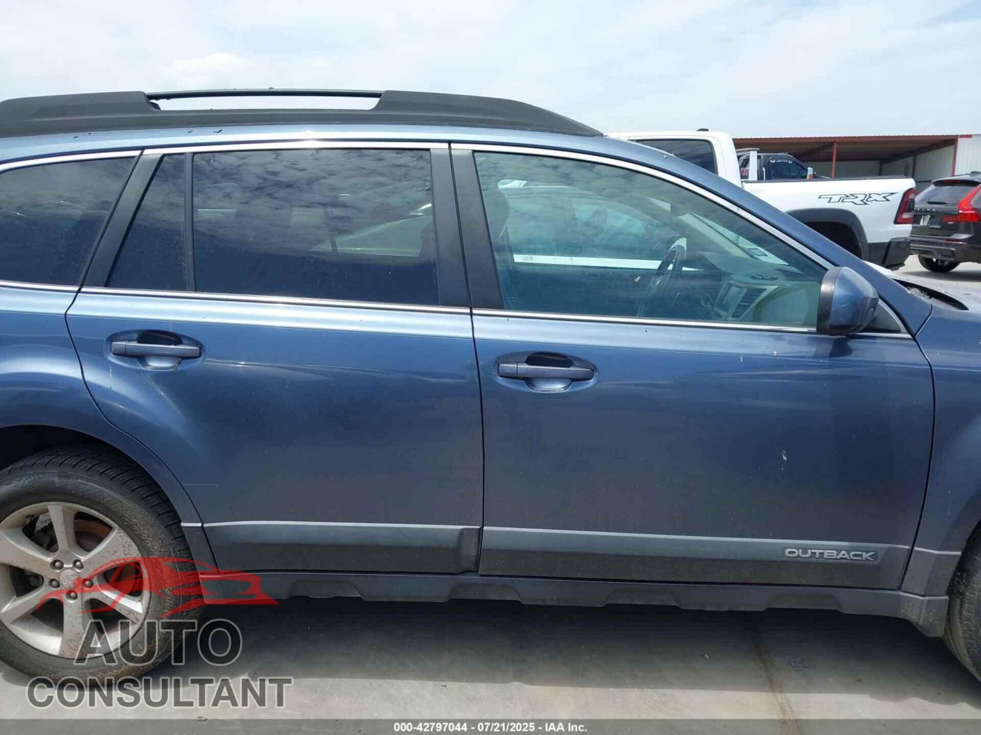 SUBARU OUTBACK 2013 - 4S4BRDPC9D2258352