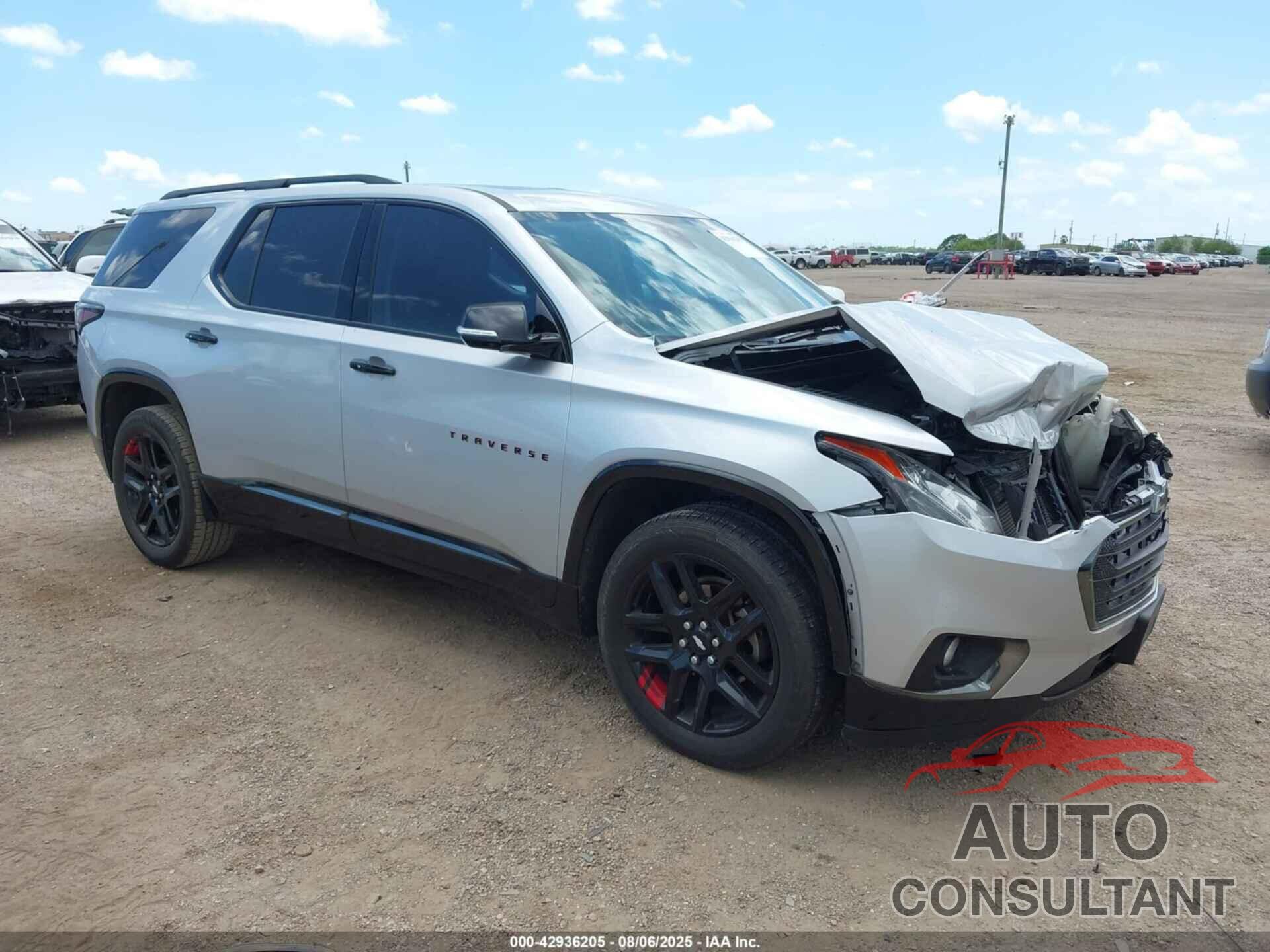 CHEVROLET TRAVERSE 2018 - 1GNERKKW0JJ137449