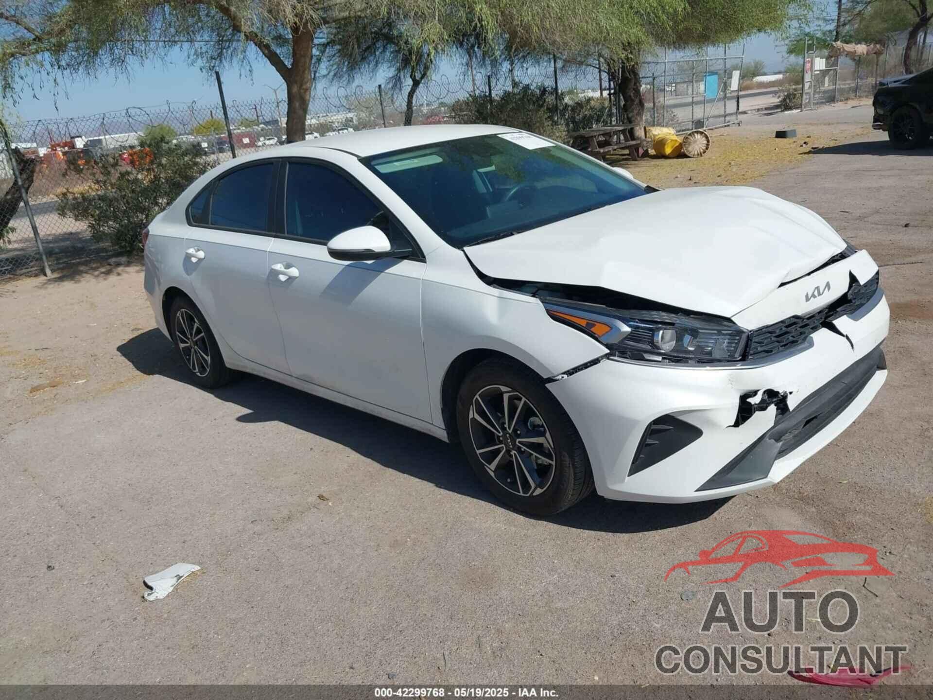 KIA FORTE 2023 - 3KPF24AD8PE655571
