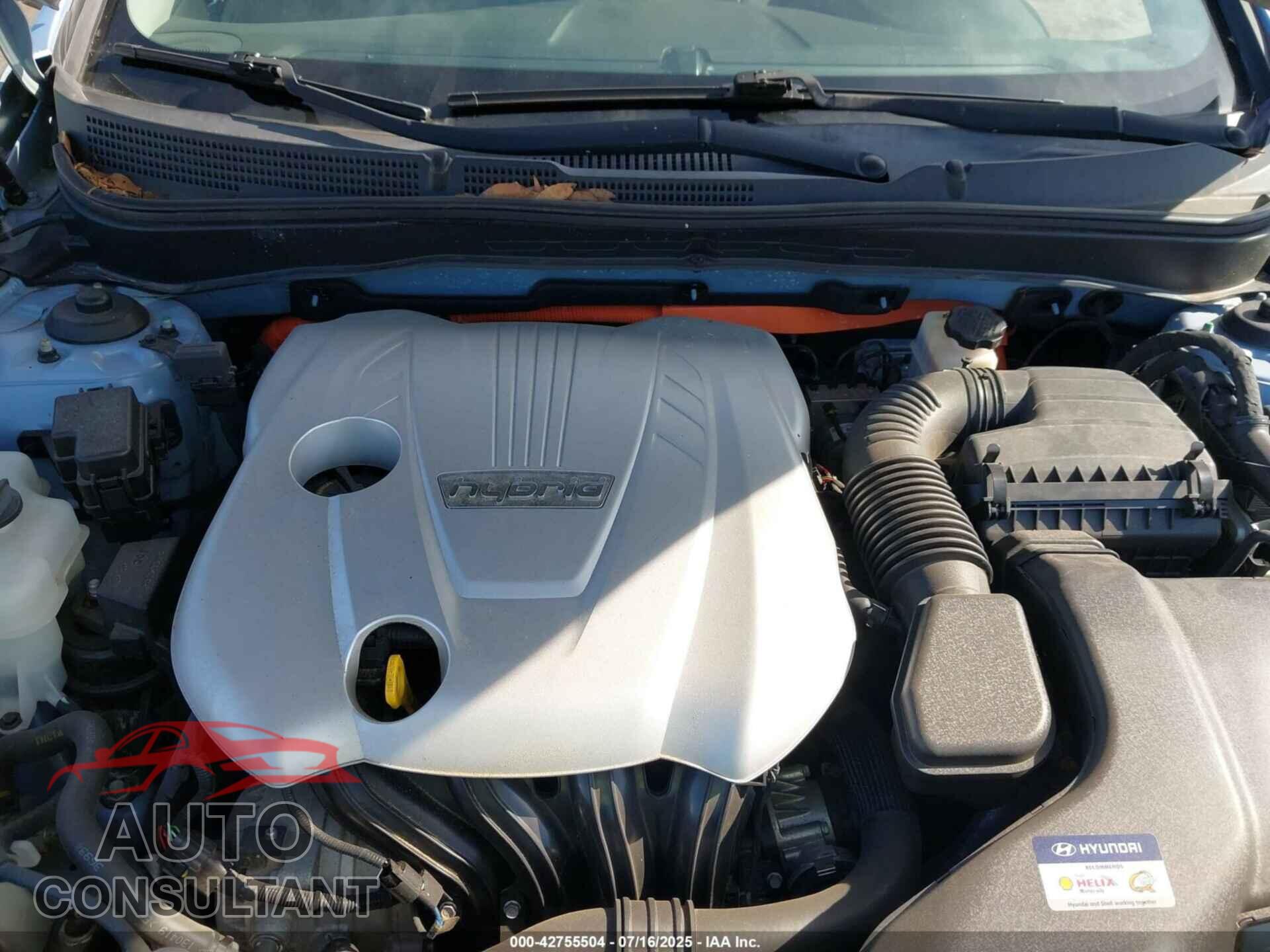HYUNDAI SONATA 2013 - KMHEC4A46DA078946