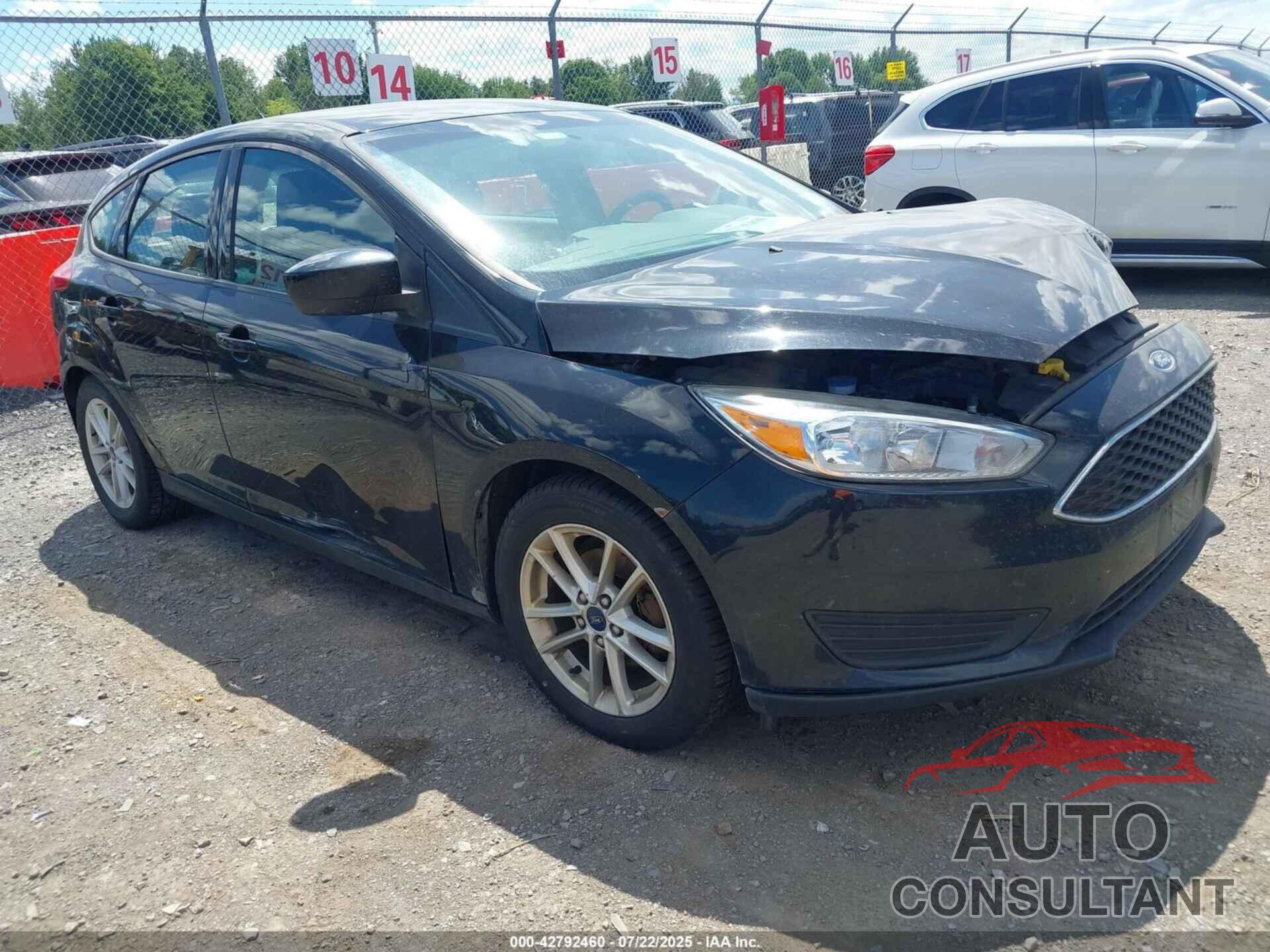 FORD FOCUS 2018 - 1FADP3K2XJL298334