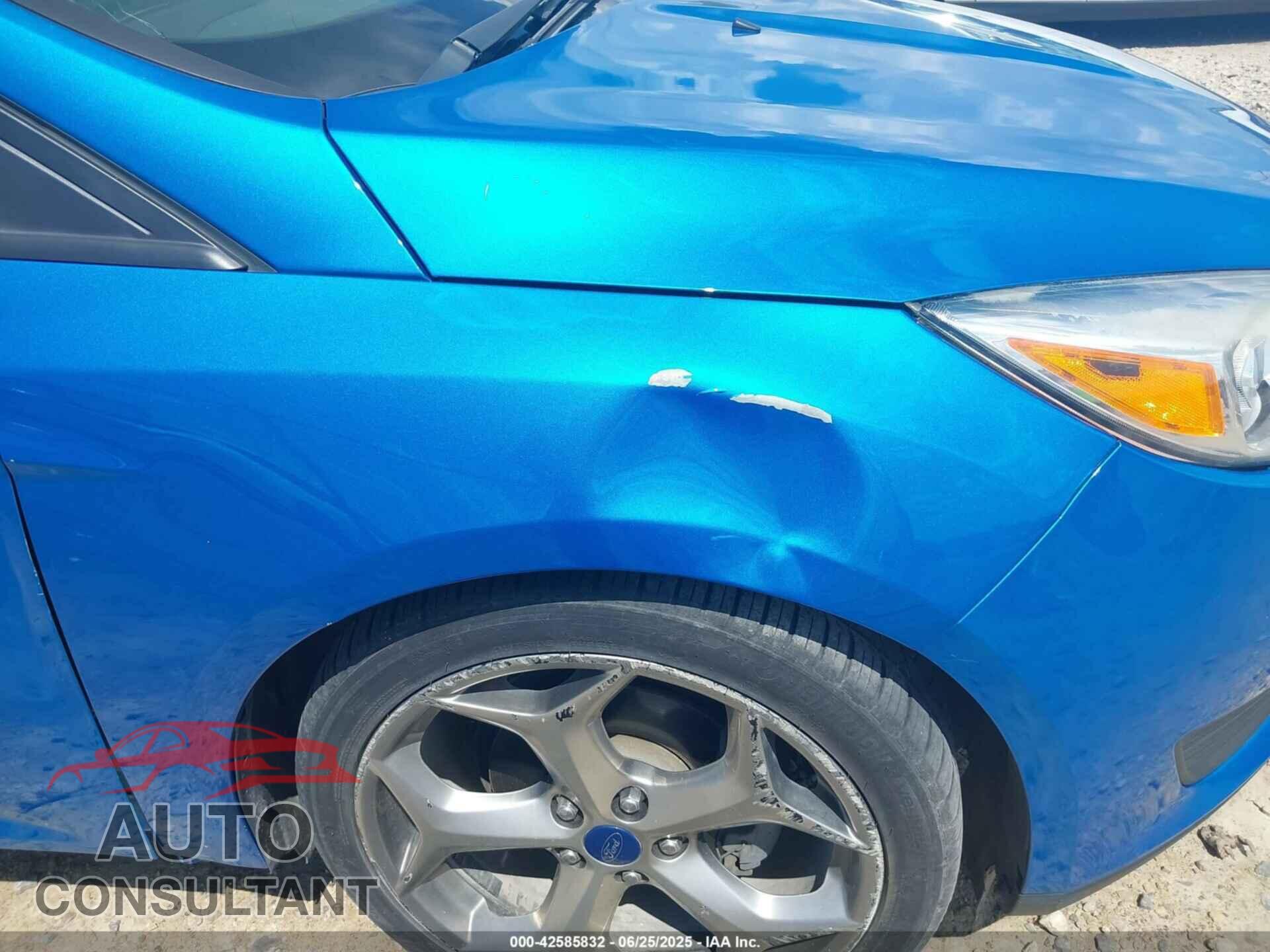FORD FOCUS 2016 - 1FADP3K22GL310193