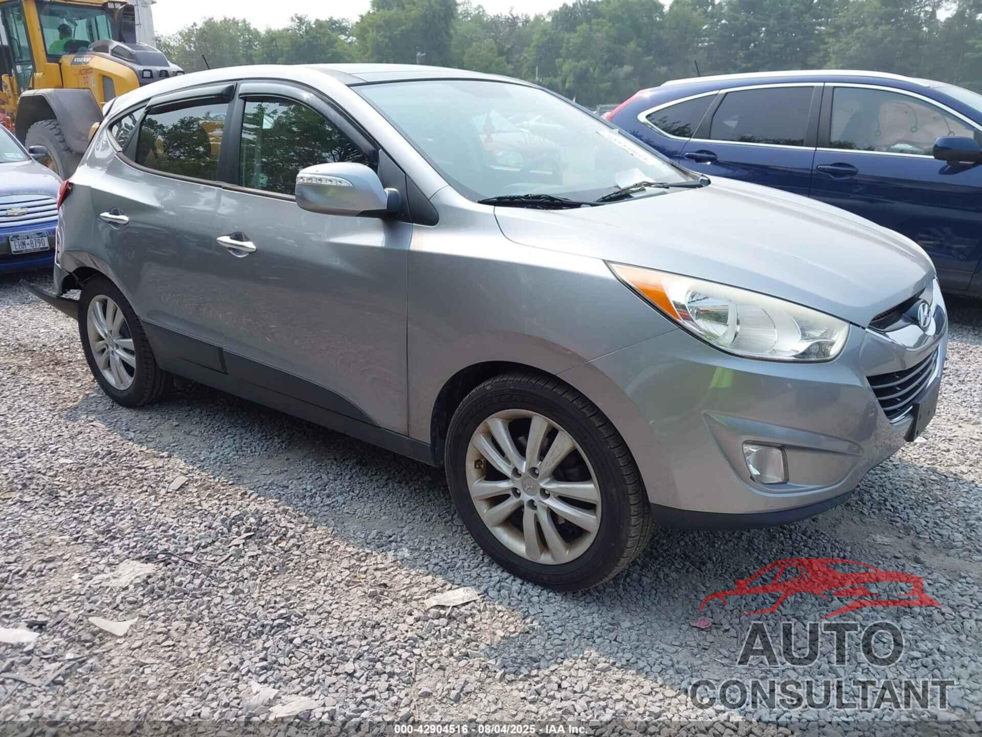 HYUNDAI TUCSON 2011 - KM8JUCAC0BU142195