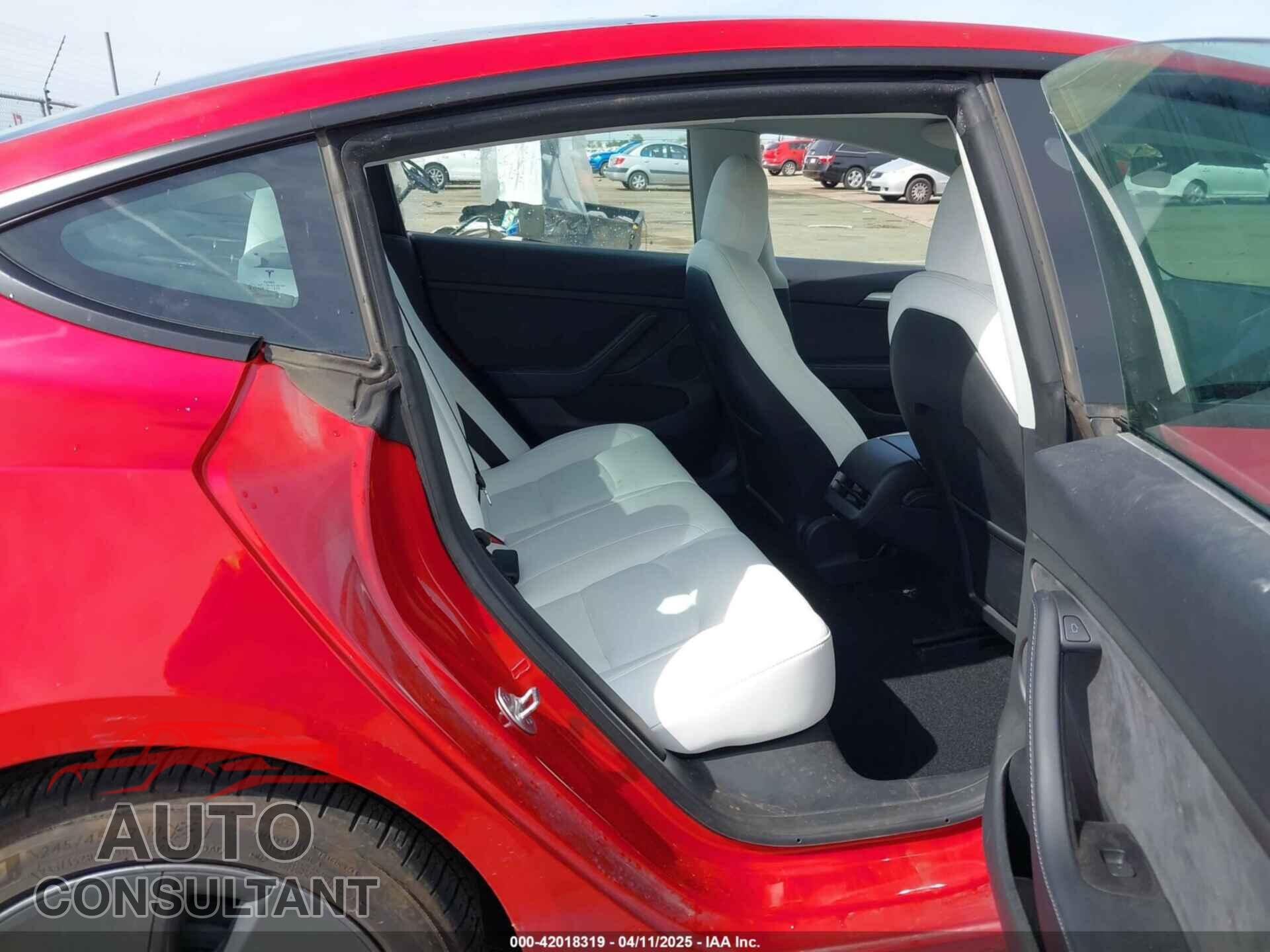TESLA MODEL 3 2022 - 5YJ3E1EB2NF260780