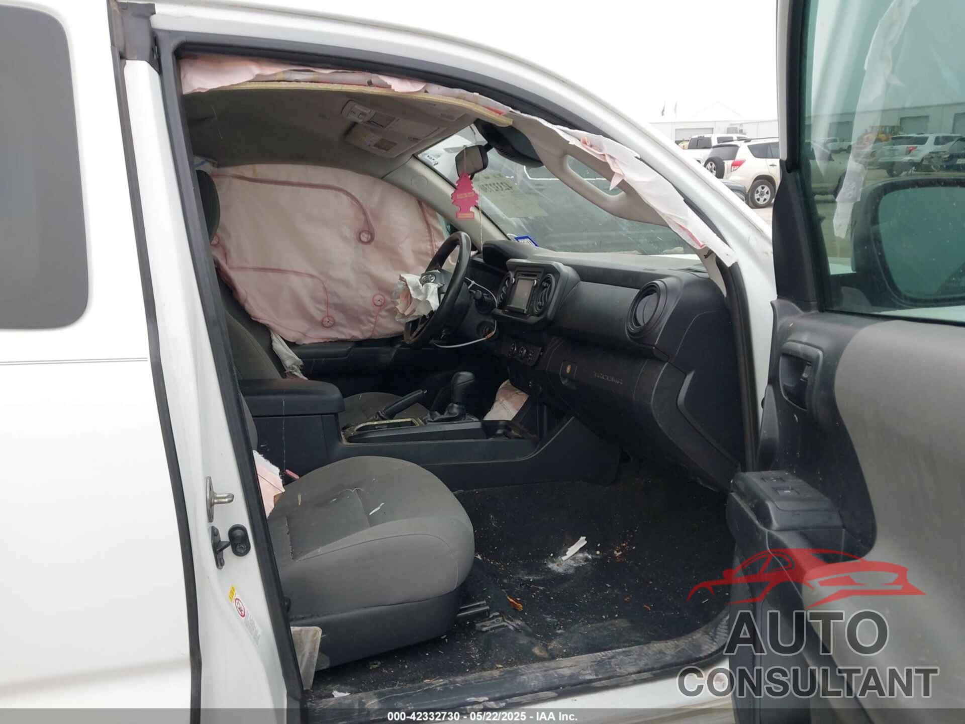 TOYOTA TACOMA 2019 - 5TFRX5GN2KX137484