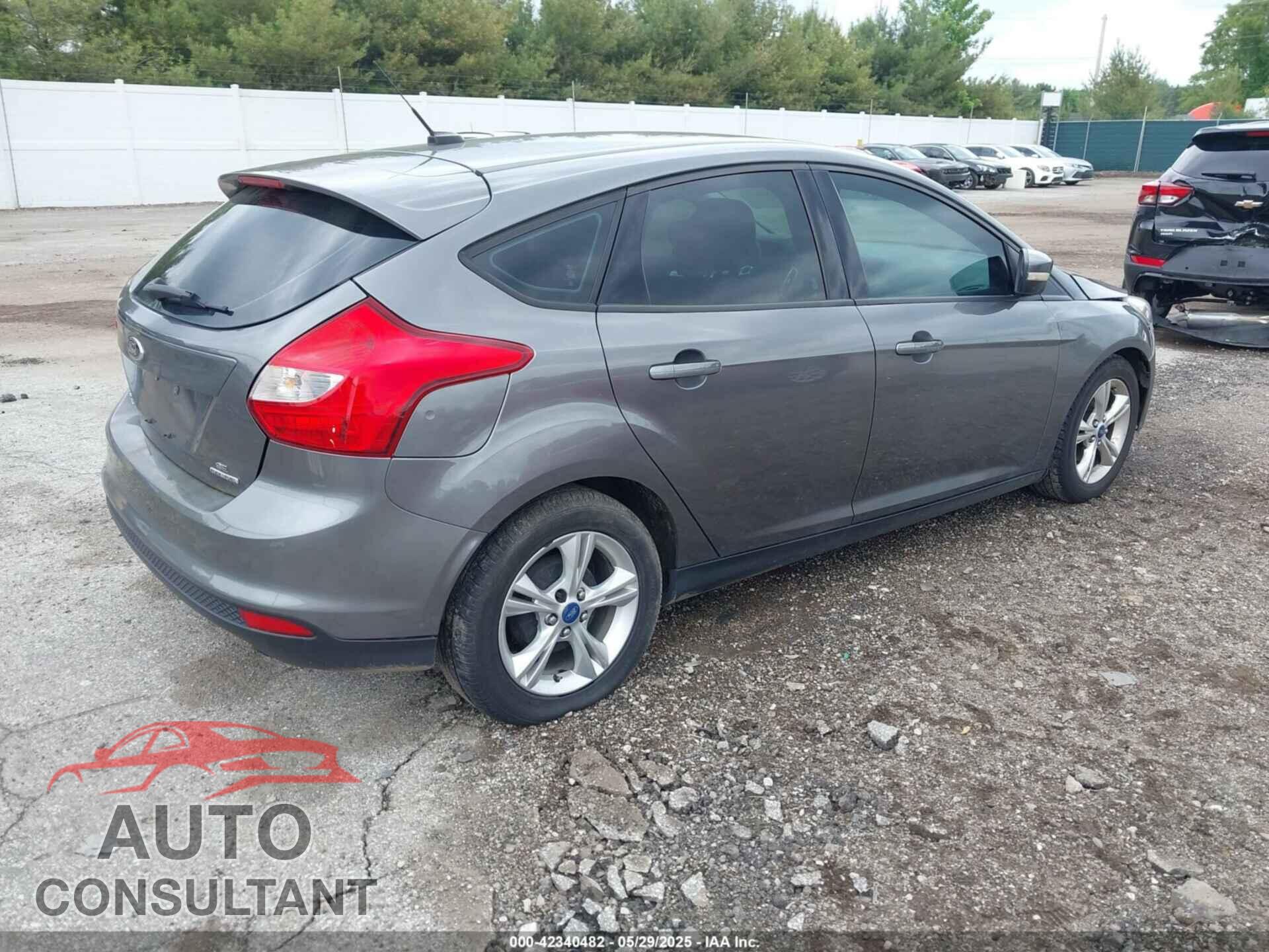 FORD FOCUS 2013 - 1FADP3K2XDL150592