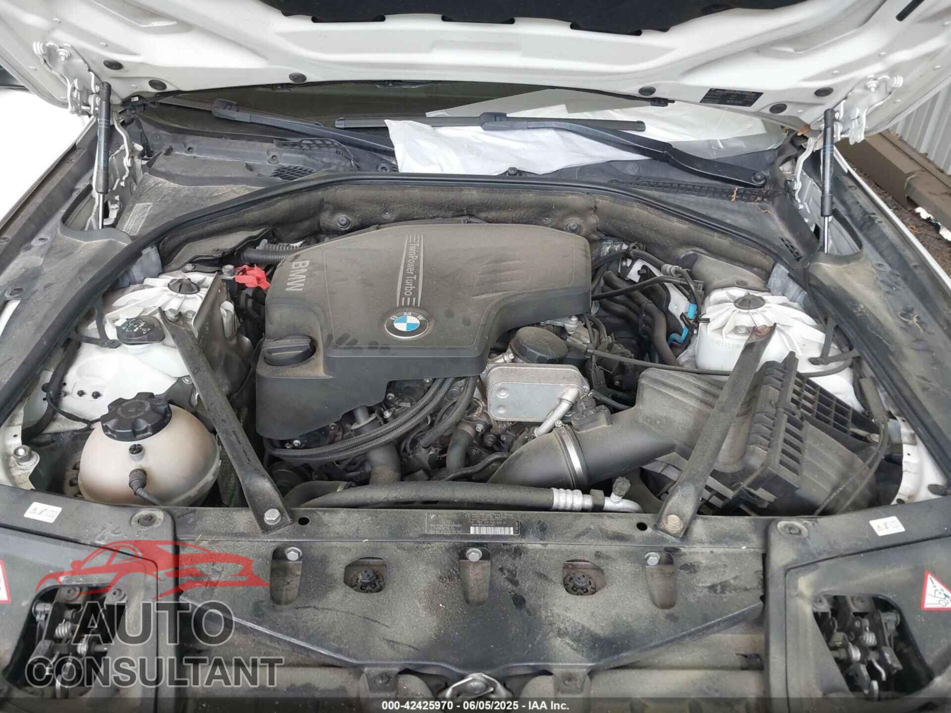 BMW 528I 2012 - WBAXG5C57CDX04205