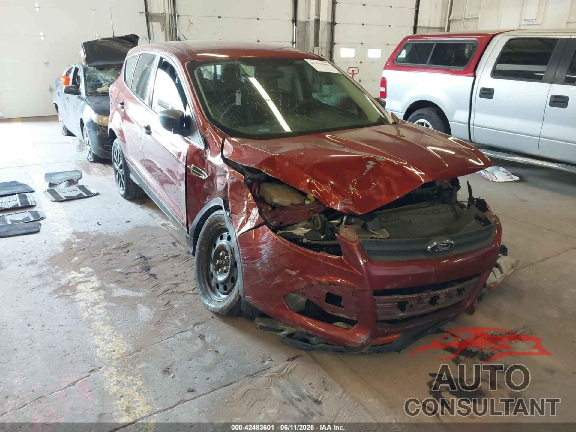 FORD ESCAPE 2014 - 1FMCU0F70EUA61916