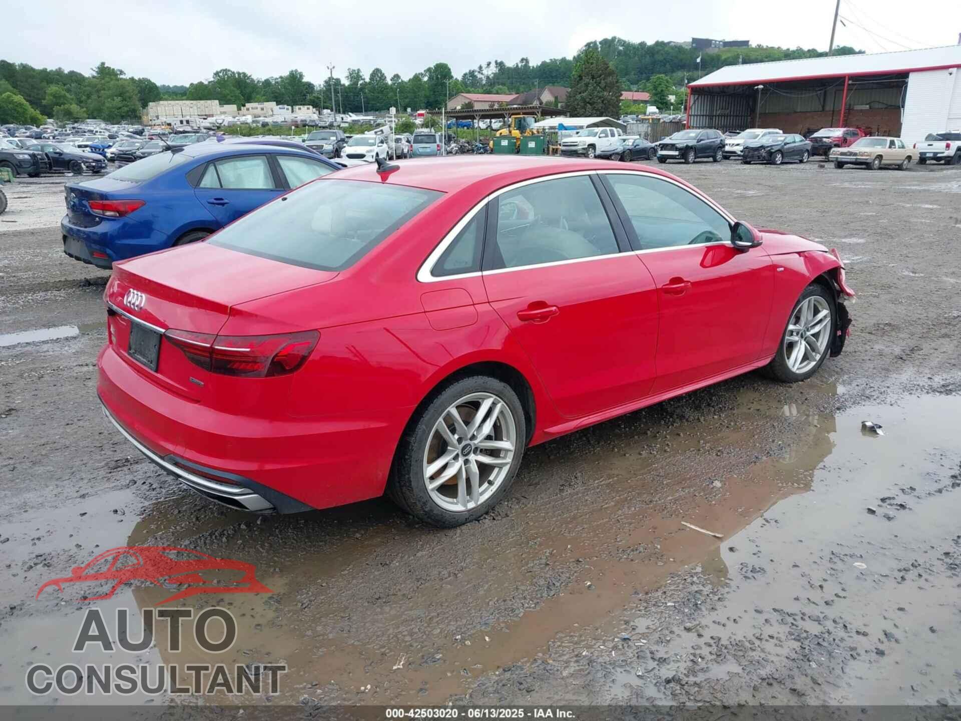 AUDI A4 2021 - WAUDAAF4XMA013043