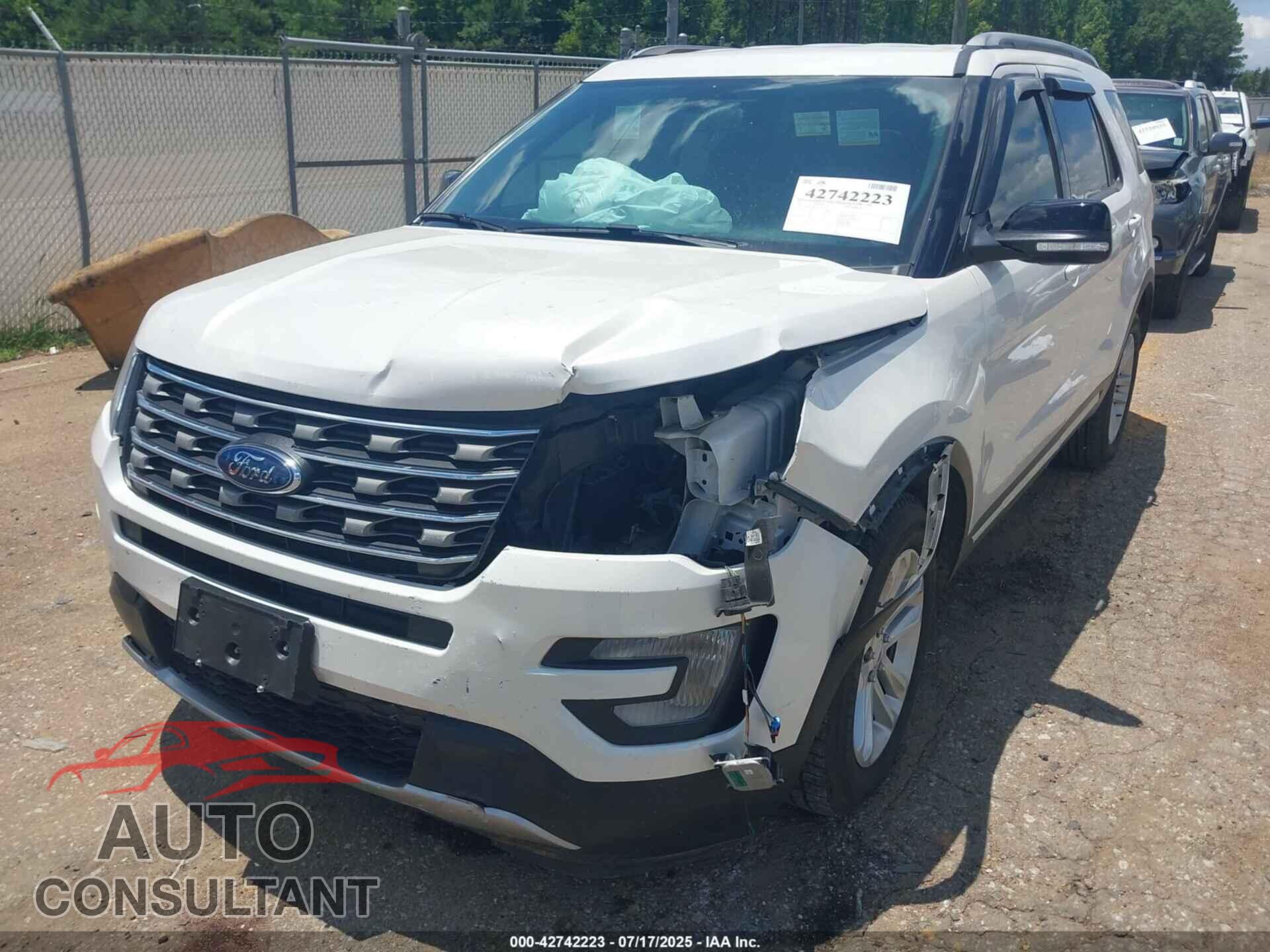 FORD EXPLORER 2017 - 1FM5K7D8XHGE19352