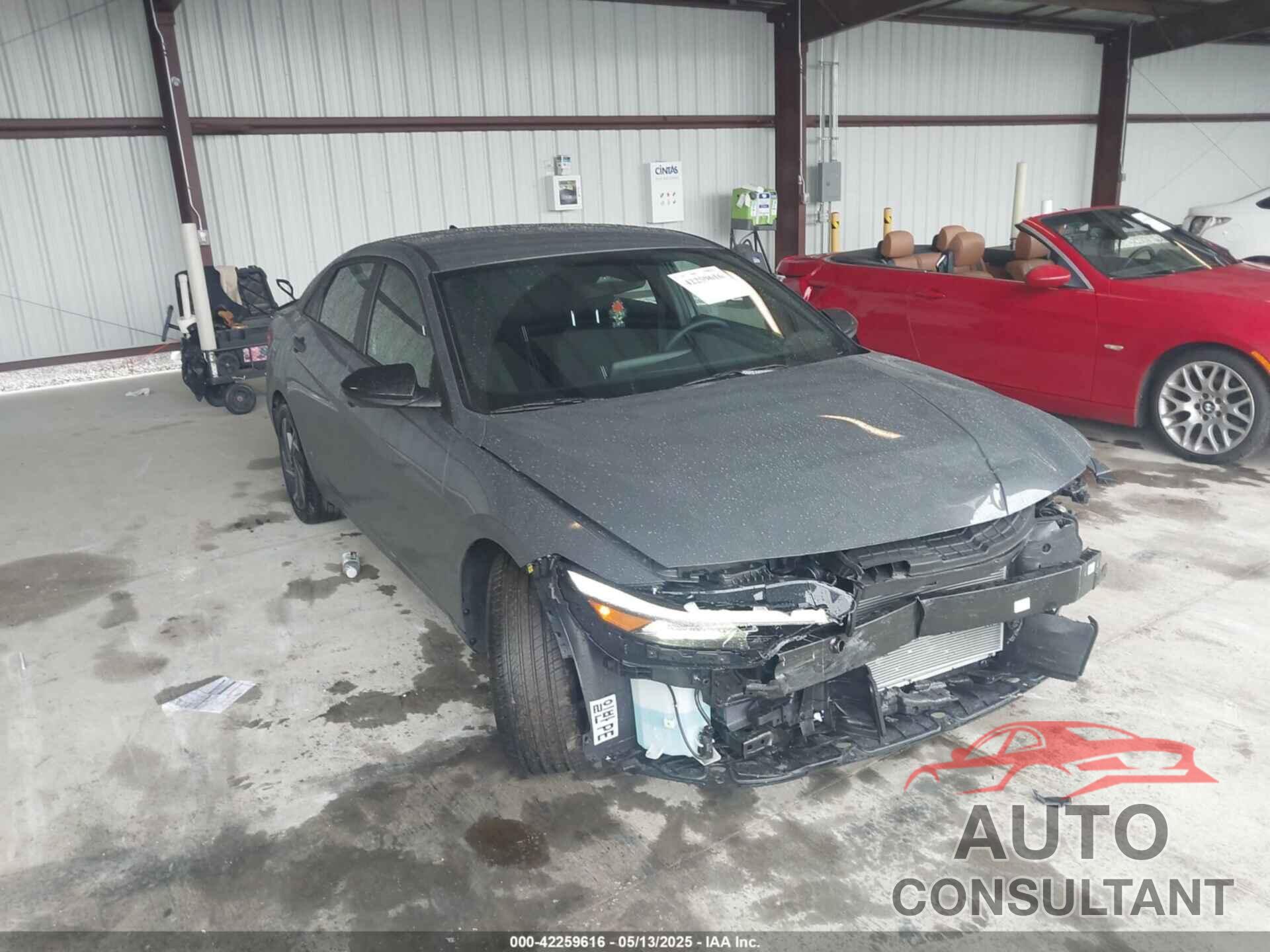 HYUNDAI ELANTRA 2025 - KMHLM4DG4SU914825