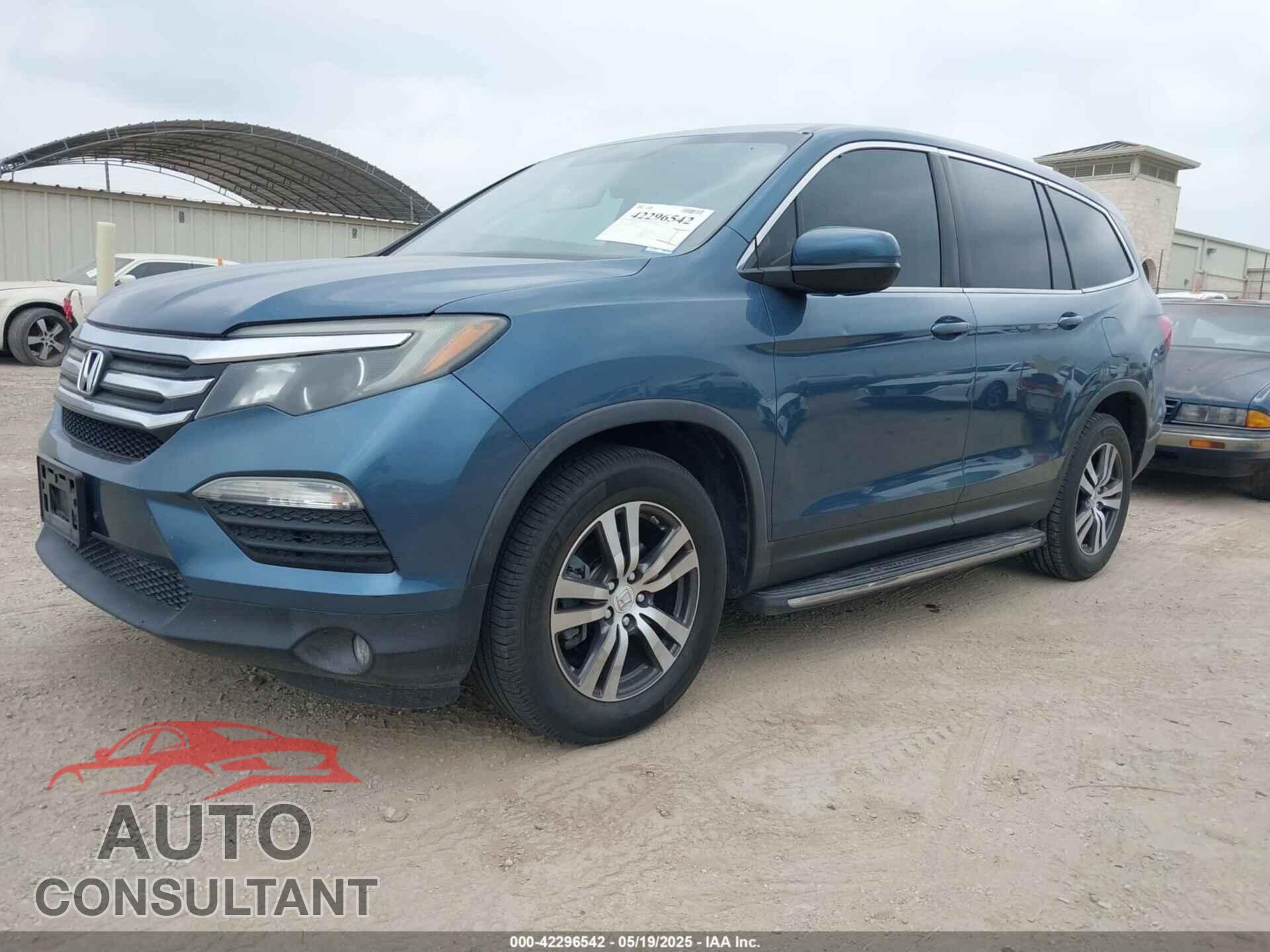 HONDA PILOT 2017 - 5FNYF5H88HB042003