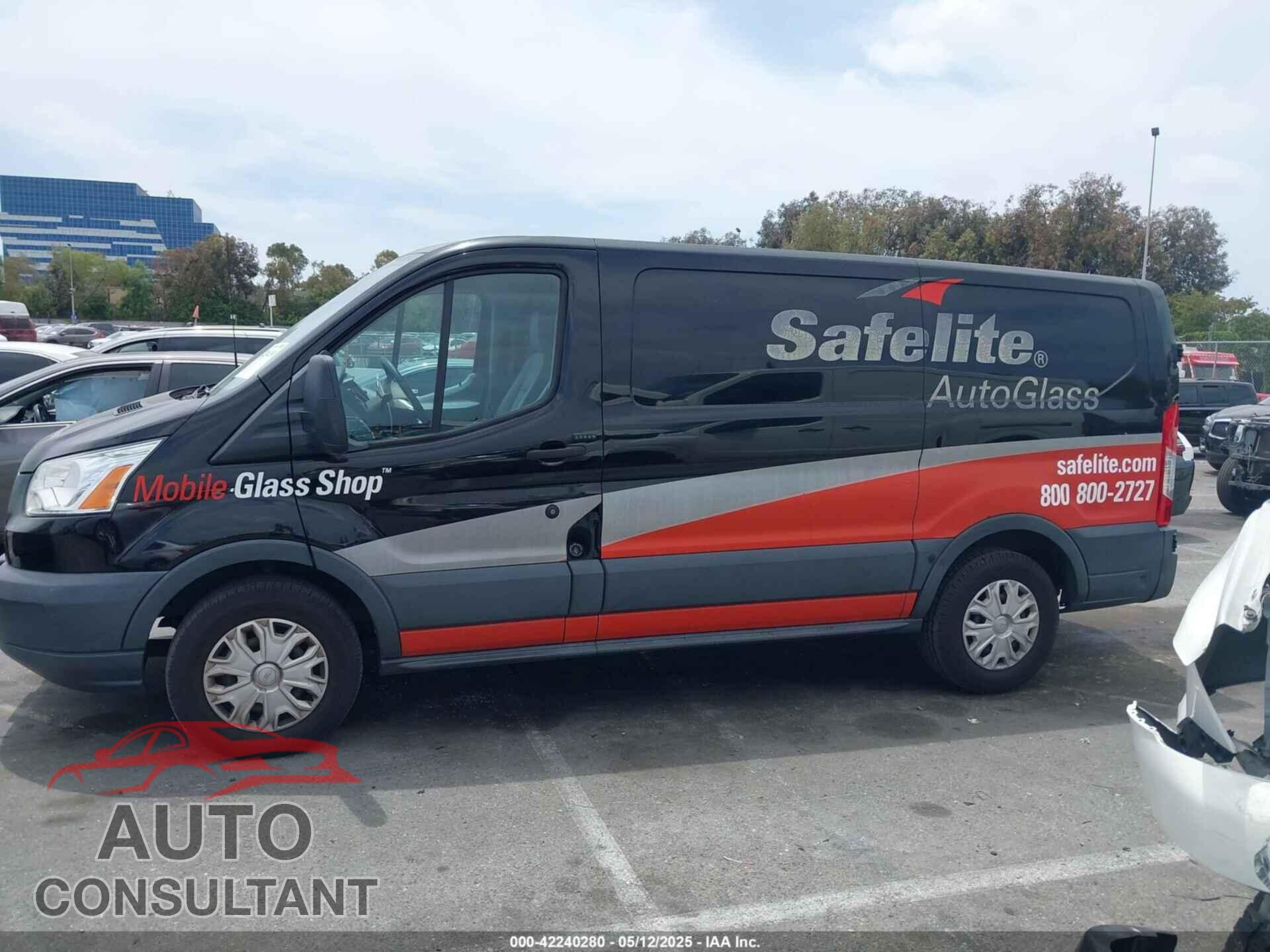 FORD TRANSIT-150 2017 - 1FTYE1YM5HKA48207