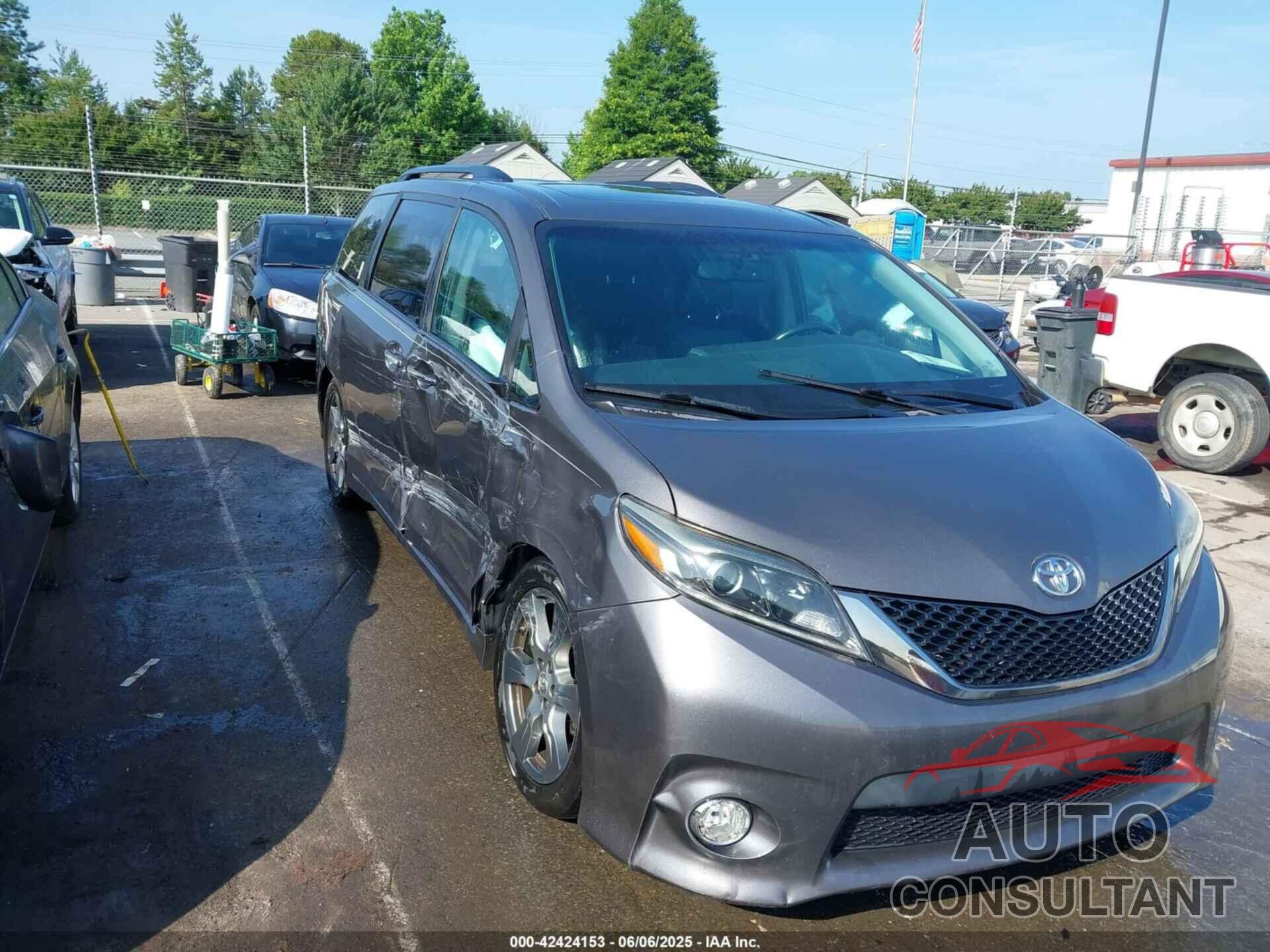 TOYOTA SIENNA 2017 - 5TDXZ3DC4HS799333