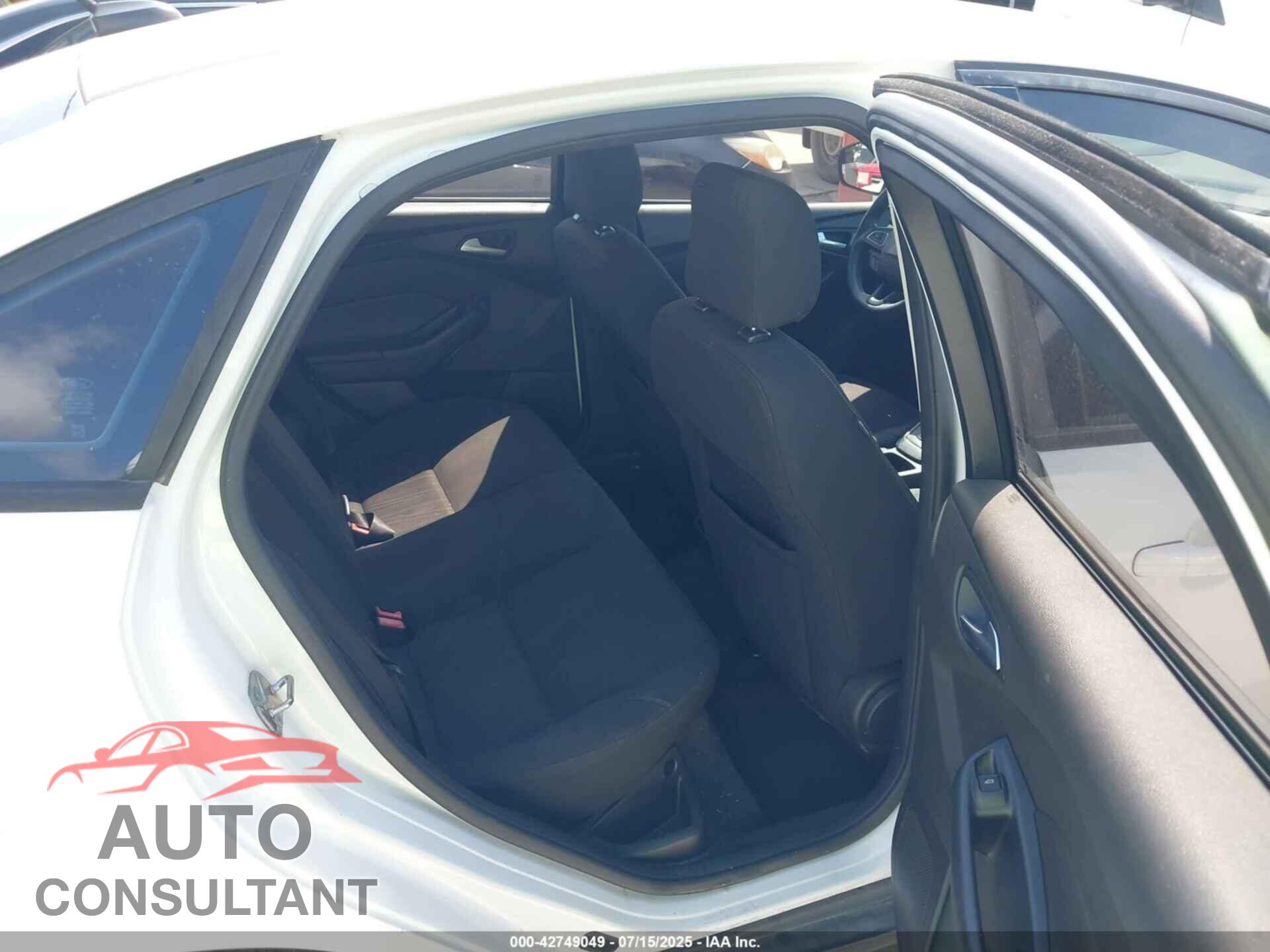 FORD FOCUS 2016 - 1FADP3F25GL291617